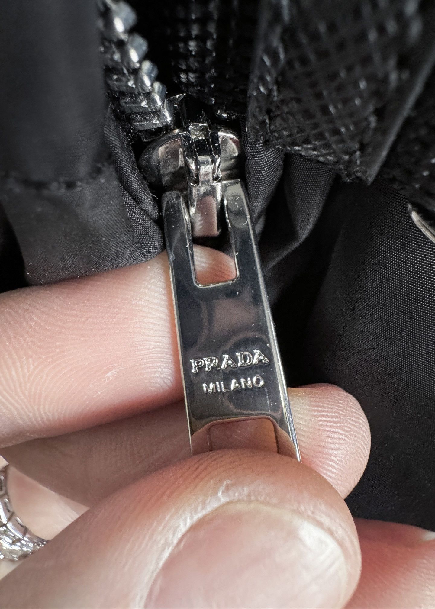 Prada Prada 2020 Black Re-Nylon Removable Sleeves Down Jacket Size XS / US 0-2 / IT 36-38 - 8 Thumbnail