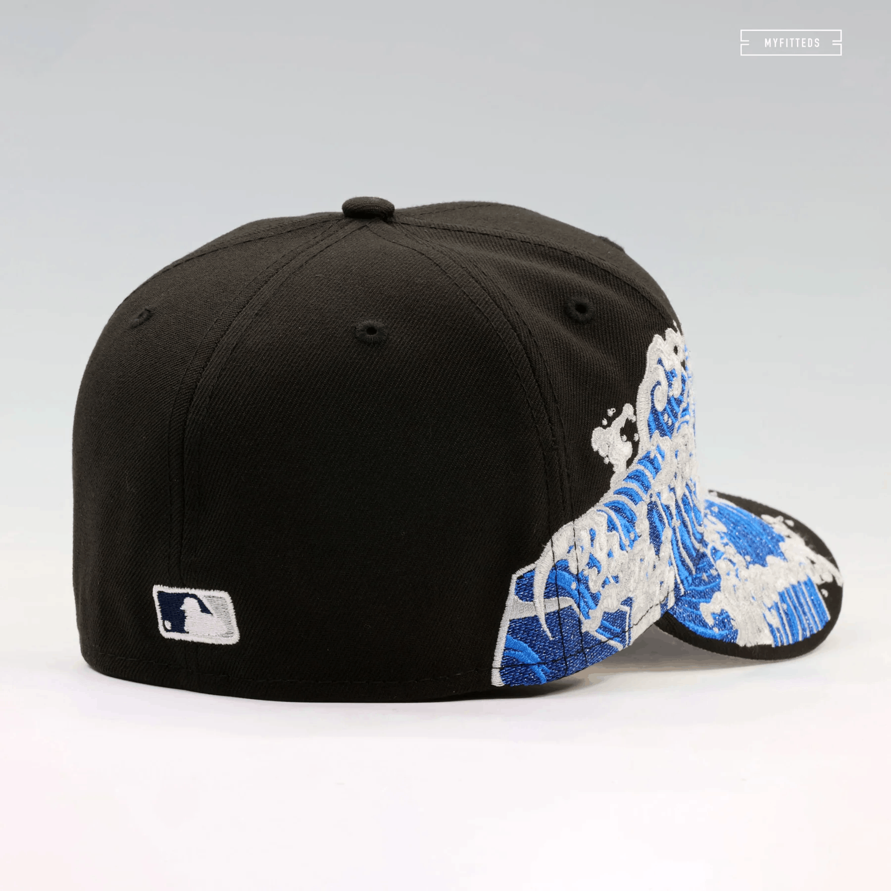 MLB × New Era × Supreme SIZE 7 NEW YORK YANKEES MAKING WAVES NEW ERA FITTED CAP Size ONE SIZE - 5 Thumbnail