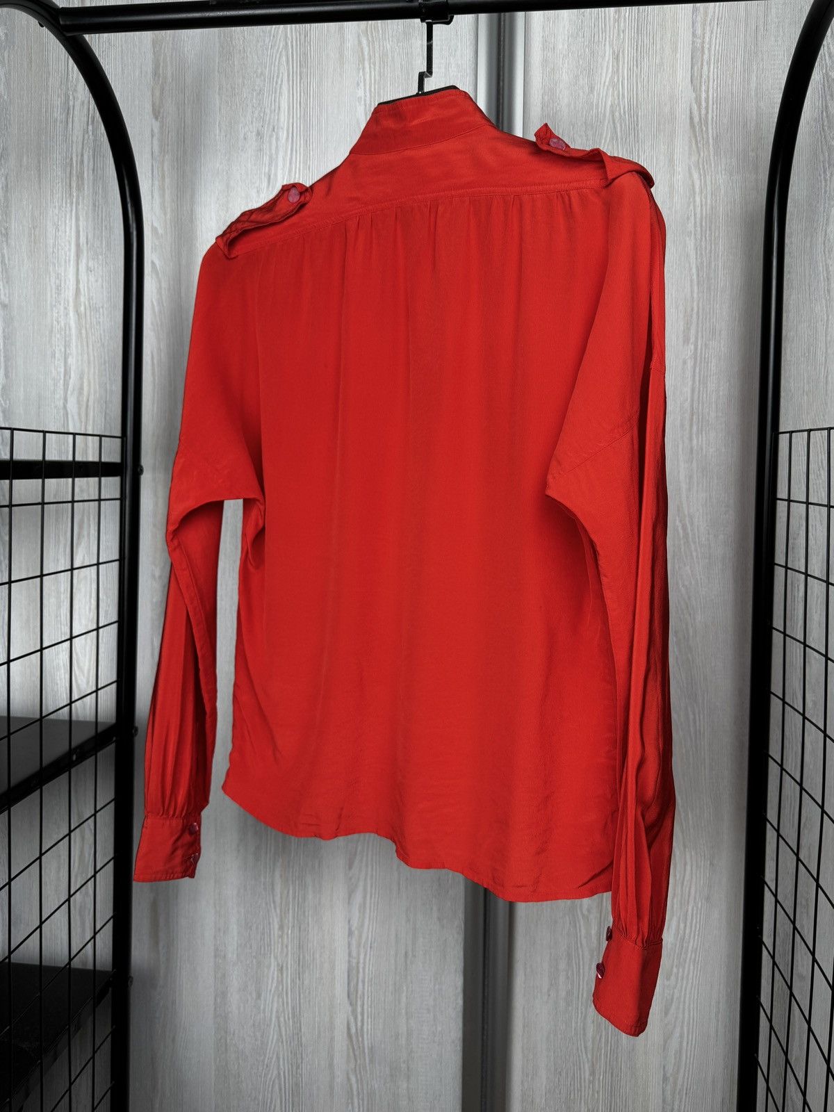 Celine Celine vintage 80s Red Silk Luxury 2 pockets blouse size 38 Size S / US 4 / IT 40 - 11 Thumbnail