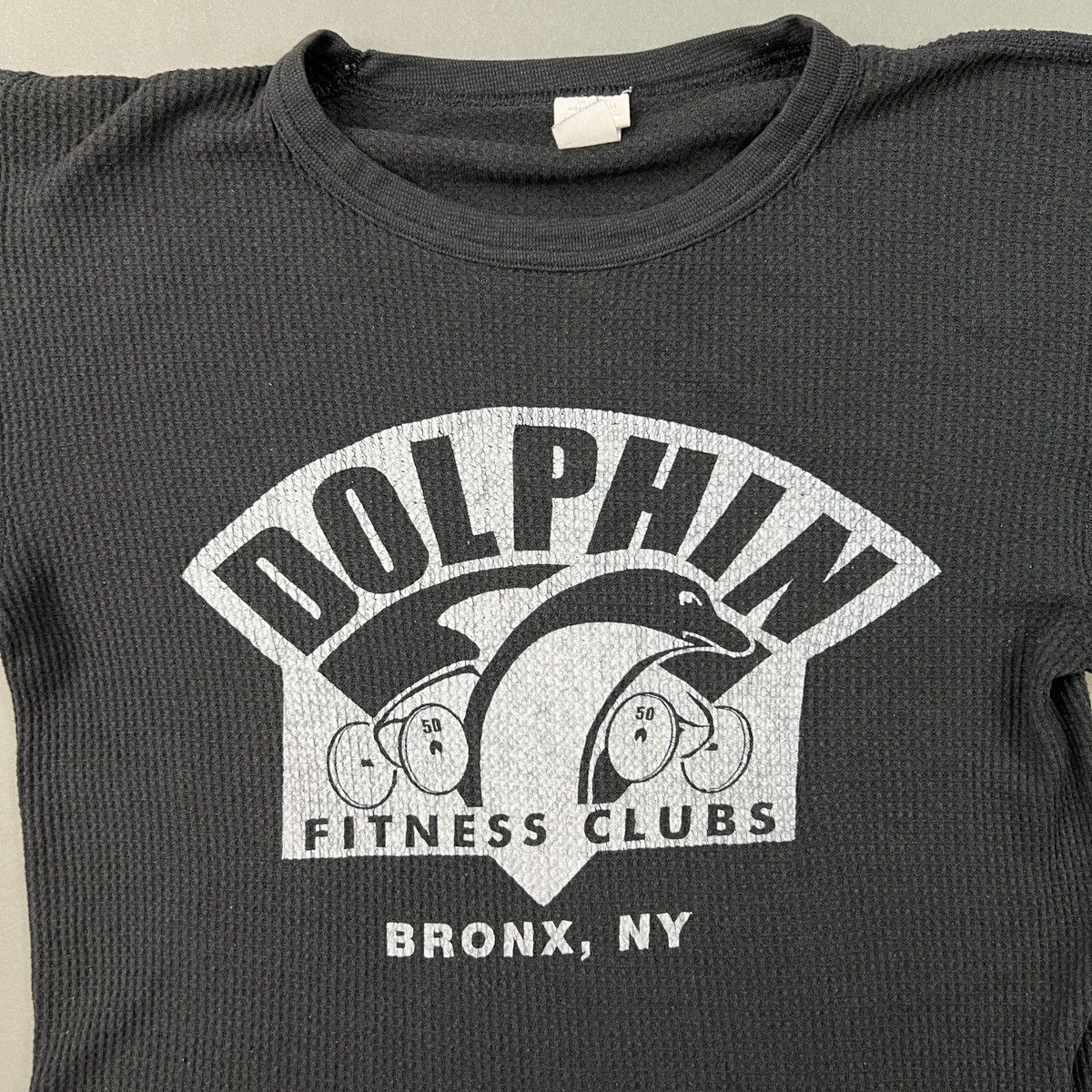 Vintage Vintage 1980s DOLPHIN Fitness Club Bronx NY Sweatshirt Size US XL / EU 56 / 4 - 4 Thumbnail