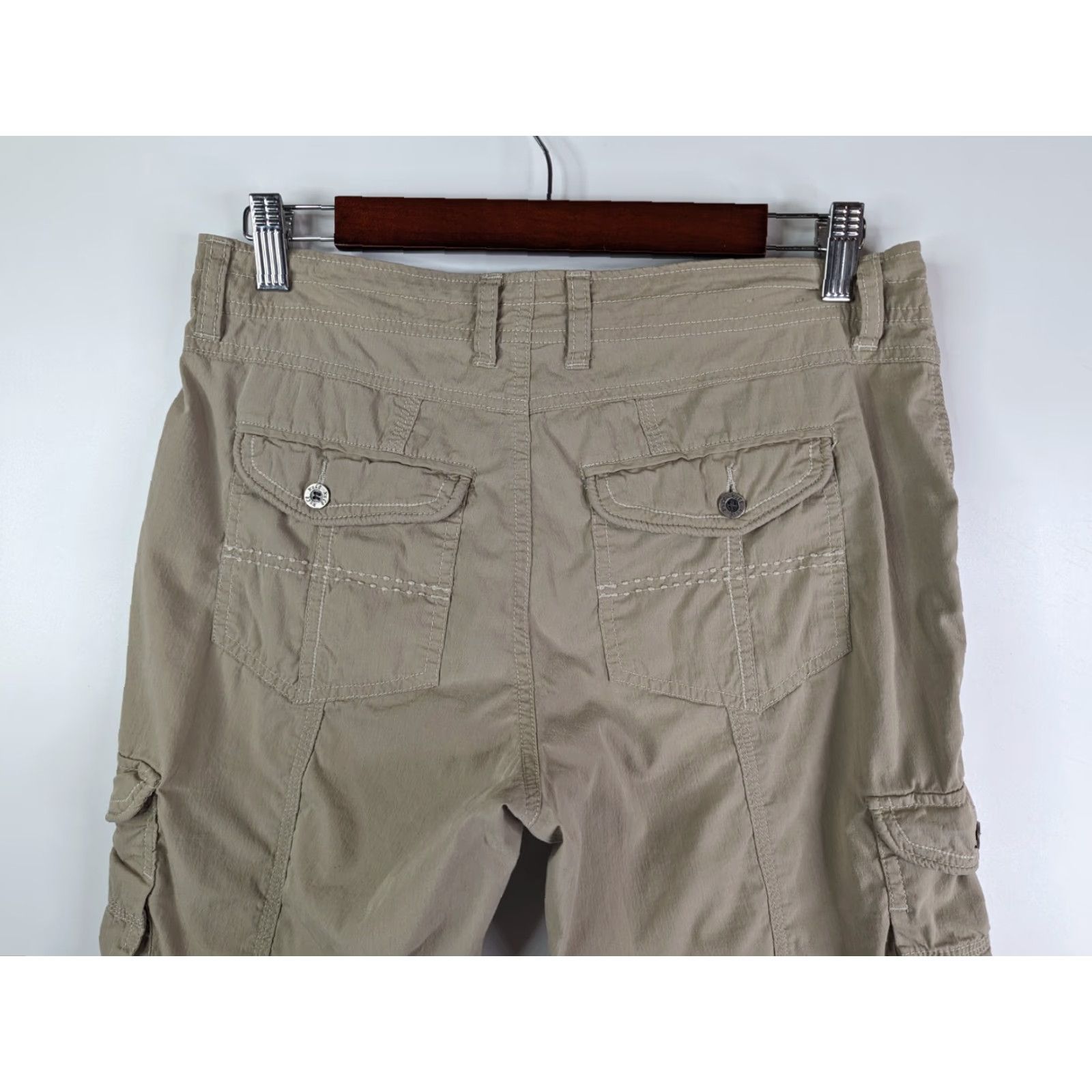 Vintage Kuhl Pants Womens 6 Khaki Beige Tan Capris Cargo Cropped Casual Hiking Outdoor Shirt Pants? Size 28" / US 6 / IT 42 - 5 Thumbnail