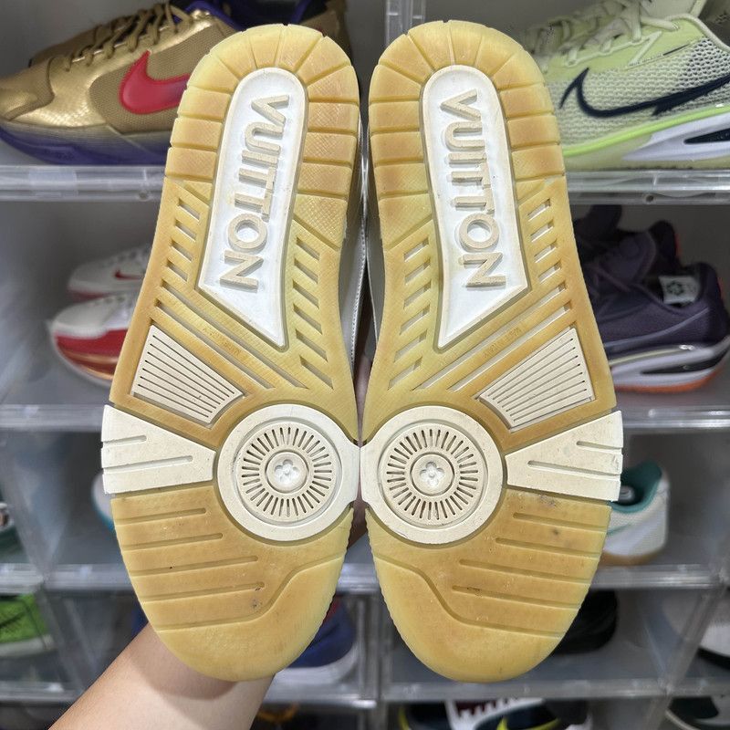 Louis Vuitton Louis Vuitton Trainer Low Top Fashion Sneakers - Size US 8 / EU 41 - 2 Thumbnail