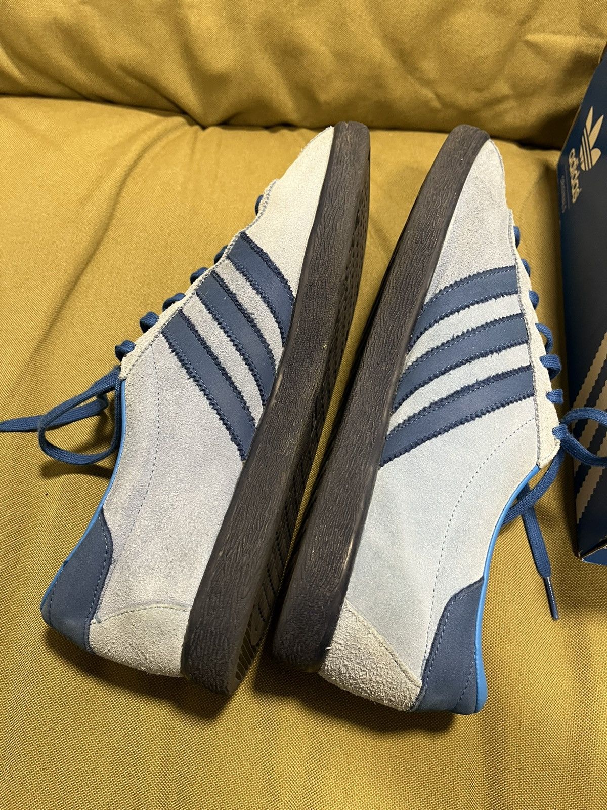 Adidas Adidas Tahiti 2015 rare Size US 10.5 / EU 43-44 - 5 Thumbnail