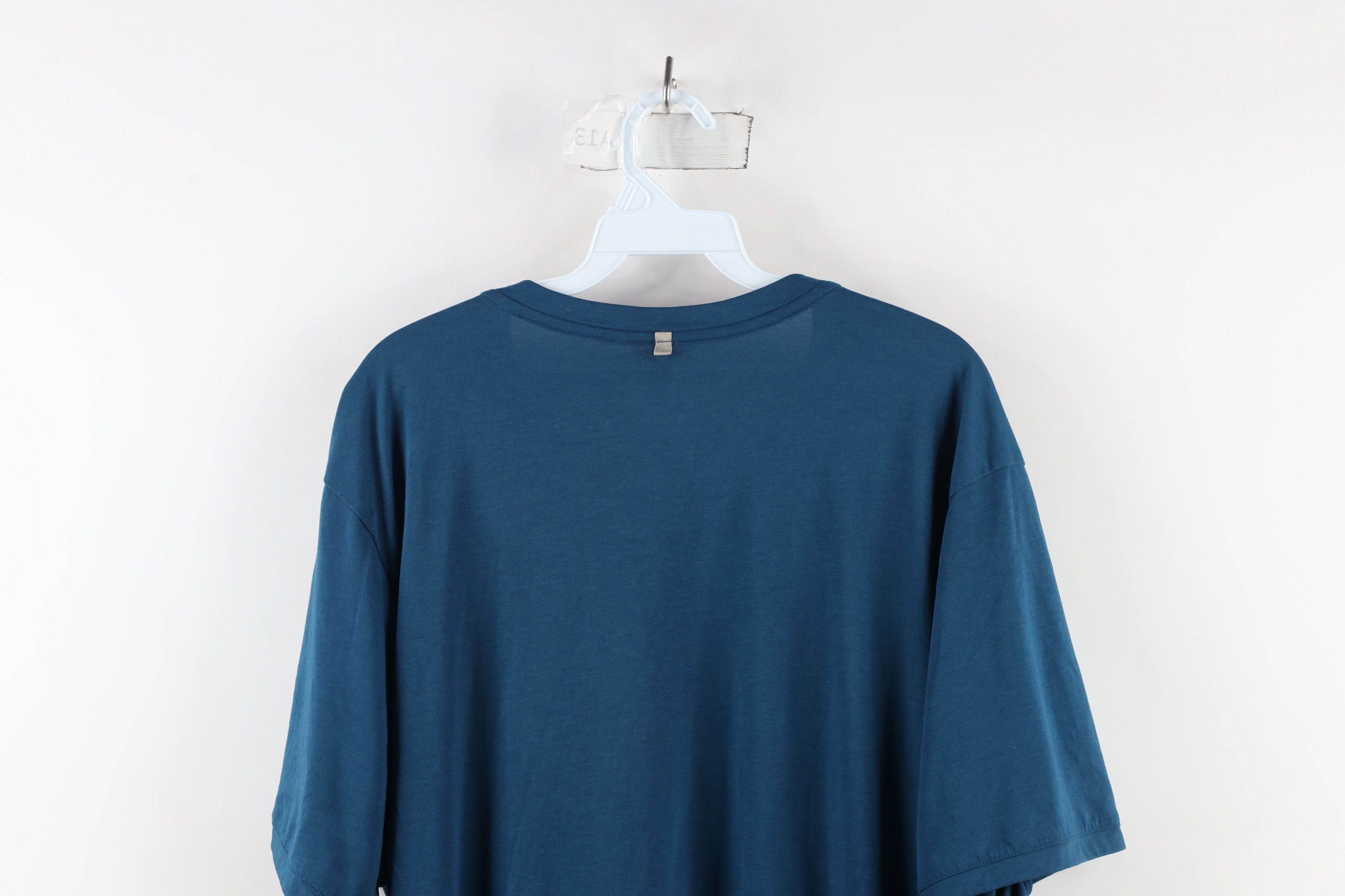 Nike × Vintage Nike Dri-Fit Tailwind Short Sleeve V-Neck T-Shirt Size US XXL / EU 58 / 5 - 14 Thumbnail