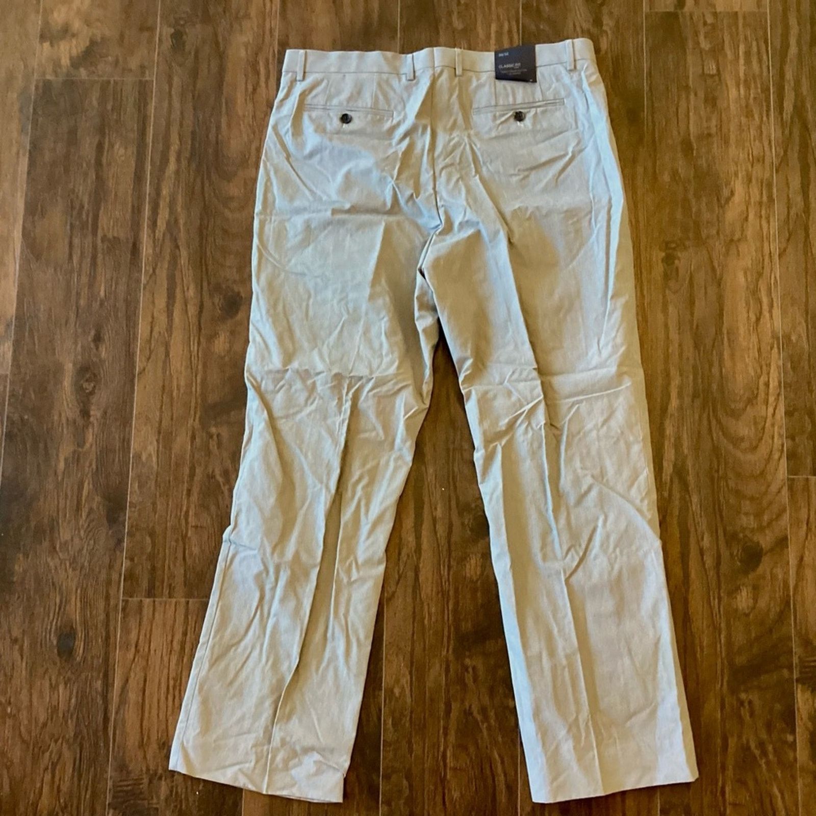 Banana Republic Banana Republic Men’s Classic Fit Khakis, 38x32 Size US 38 / EU 54 - 6 Thumbnail