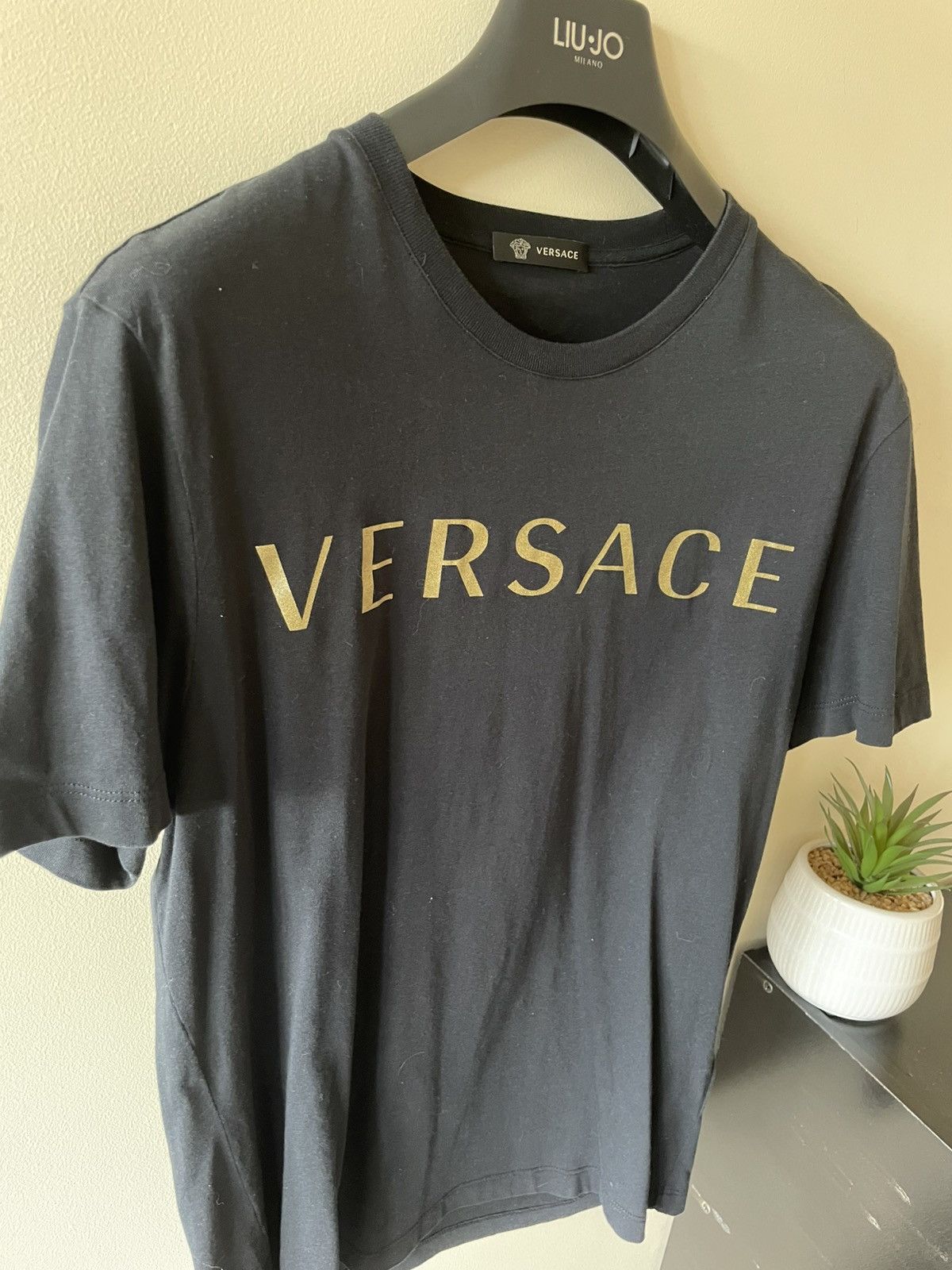 Versace T-shirt Versace logo doré M Size US M / EU 48-50 / 2 - 3 Thumbnail