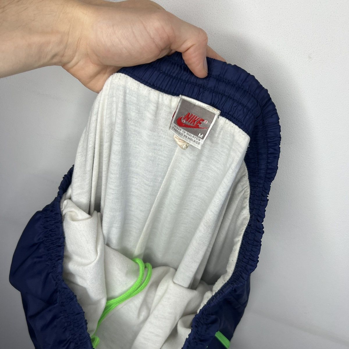 Nike Vintage Nike Tracksuit Suit Jacket And Pants 90s Big Swoosh Size US M / EU 48-50 / 2 - 17 Thumbnail