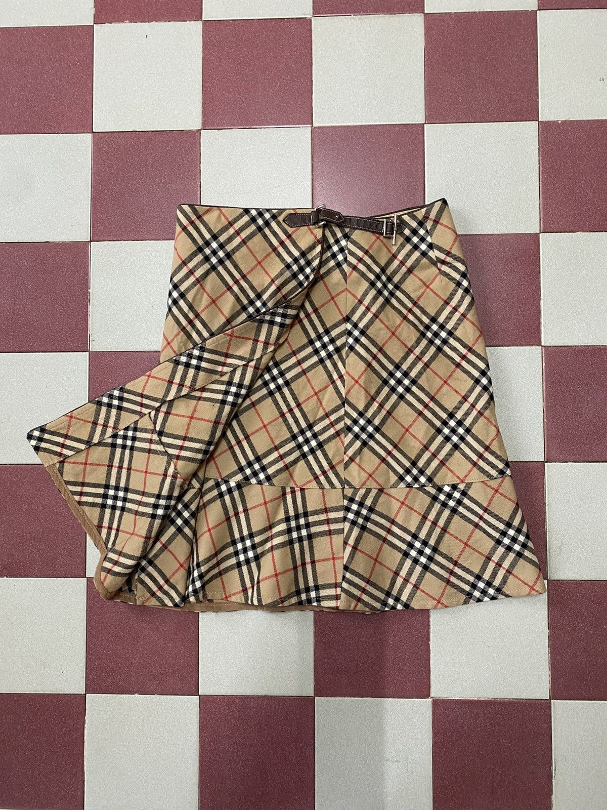 BURBERRY SKIRTS