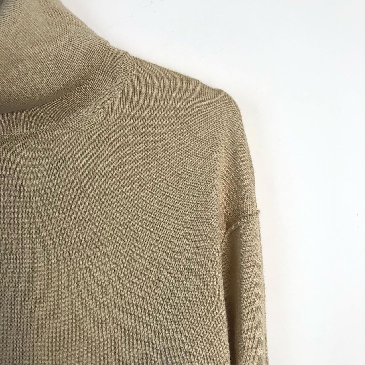 Burberry Burberry Beige Merino Wool Turtleneck Sweater Womens S Size S / US 4 / IT 40 - 3 Thumbnail