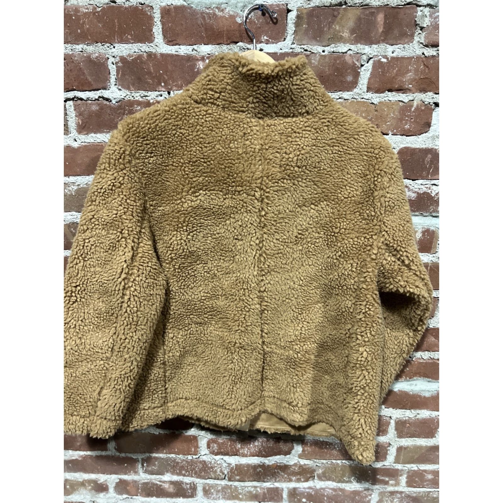 Talbots Talbots Jacket Women’s Petite L Tan Beige Sherpa Mid-Length Zip Polyester Fleece Cozy Classic Holiday Warm Casual Travel Size L / US 10 / IT 46 - 3 Thumbnail