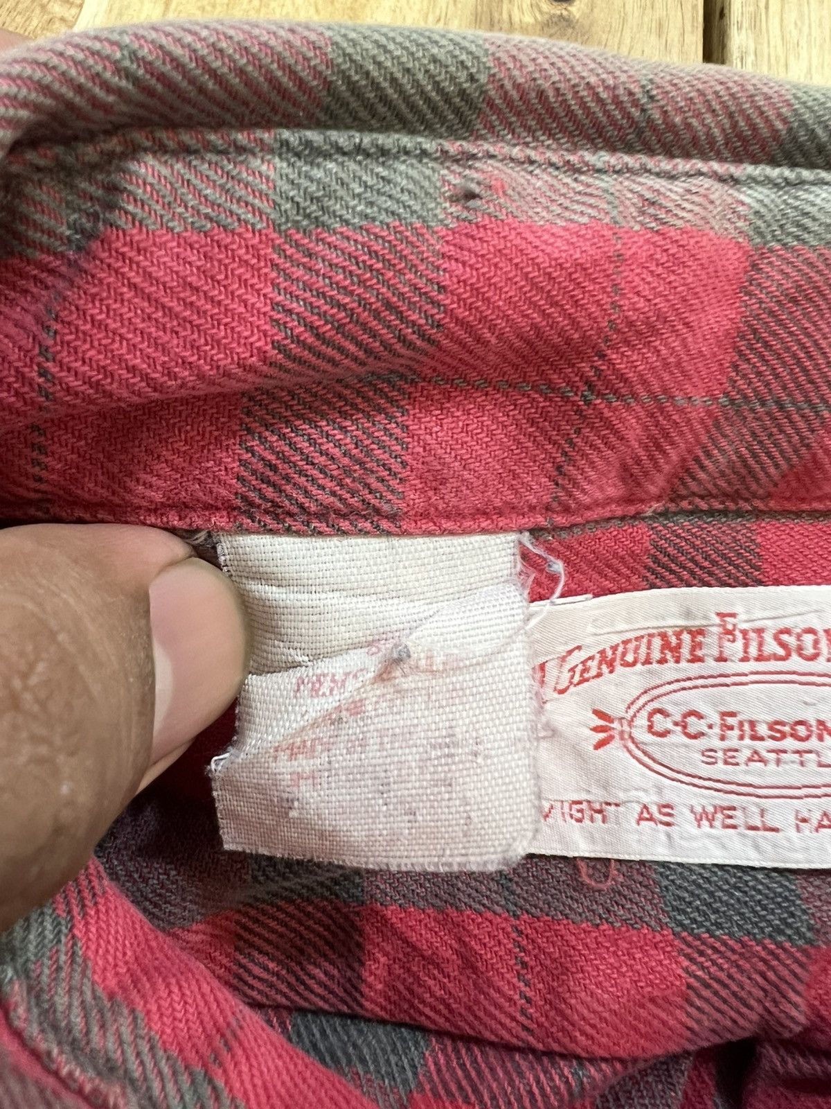 Filson C. Filson Union Made Distress Flannel Size US XL / EU 56 / 4 - 8 Thumbnail