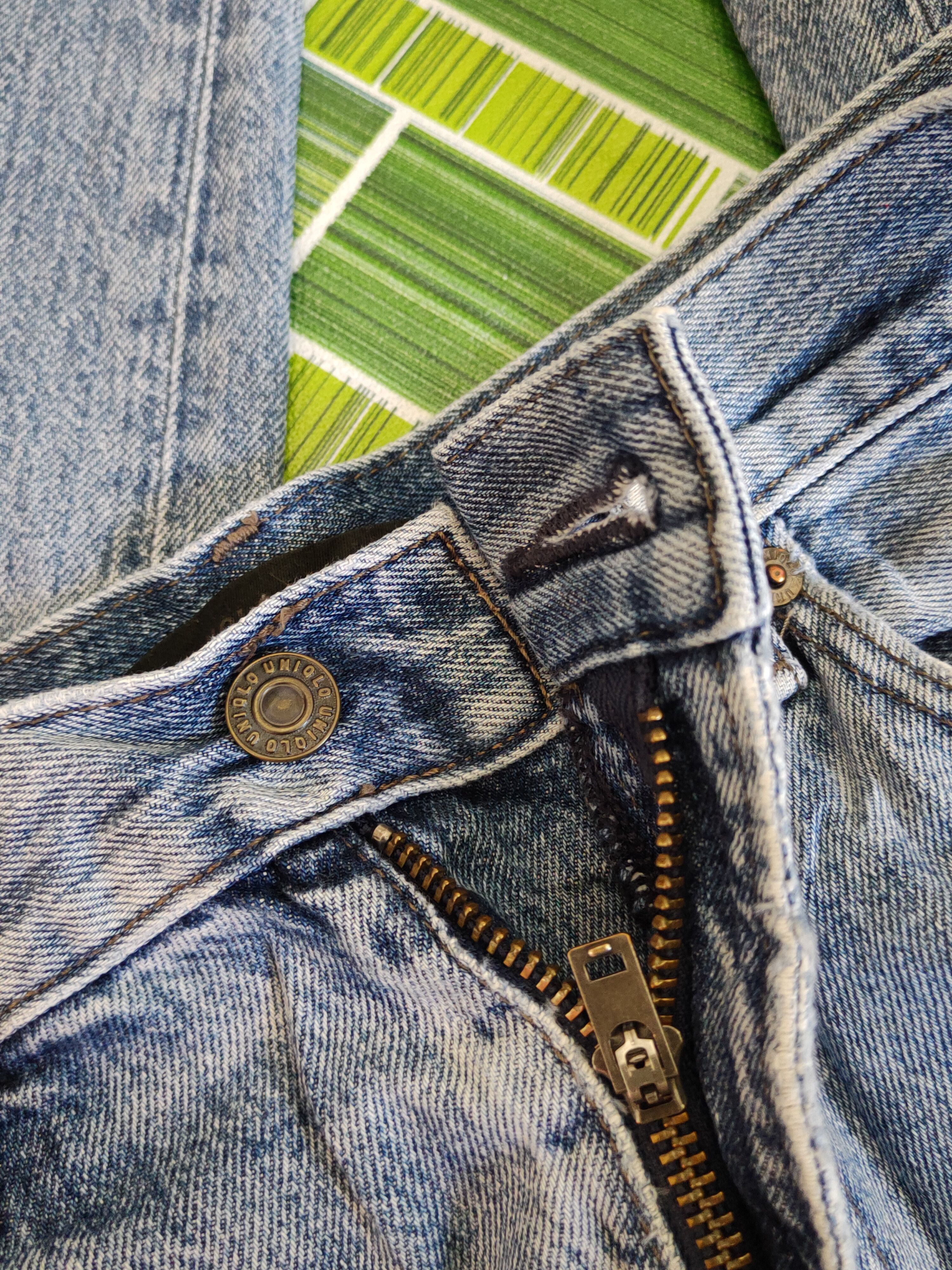 Japanese Brand Uniqlo Blue Faded Distressed Ripped denim Jeans #S679 Size US 32 / EU 48 - 12 Thumbnail