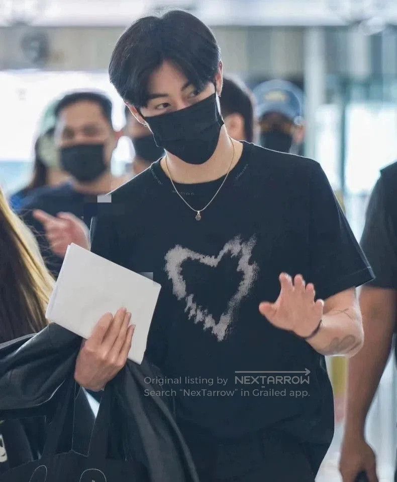 Saint Laurent Paris Saint Laurent 23FW Sequin Heart T. Size US XS / EU 42 / 0 - 9 Thumbnail