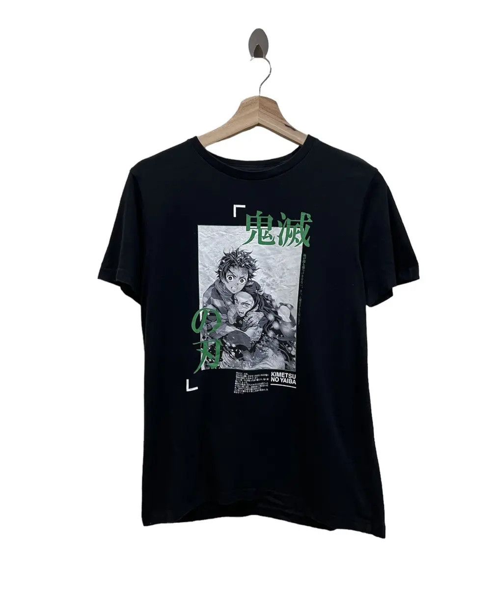 Cartoon Network × Uniqlo Kimetsu No Yaiba Uniqlo Tshirt Size US S / EU 44-46 / 1 - 1 Thumbnail