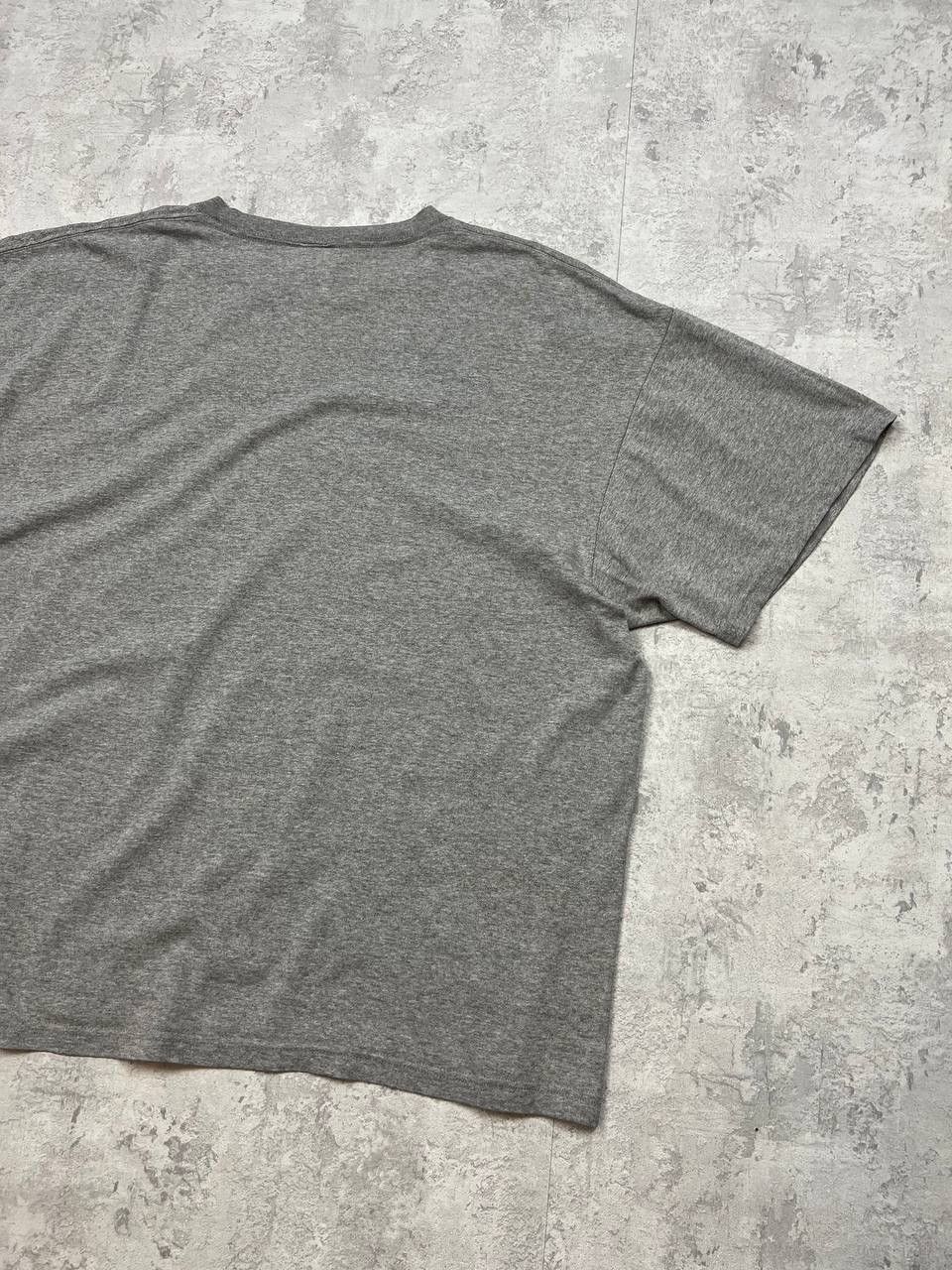 Nike Vintage Nike T-Shirt Center Embroidered Logo Size US XXL / EU 58 / 5 - 8 Thumbnail