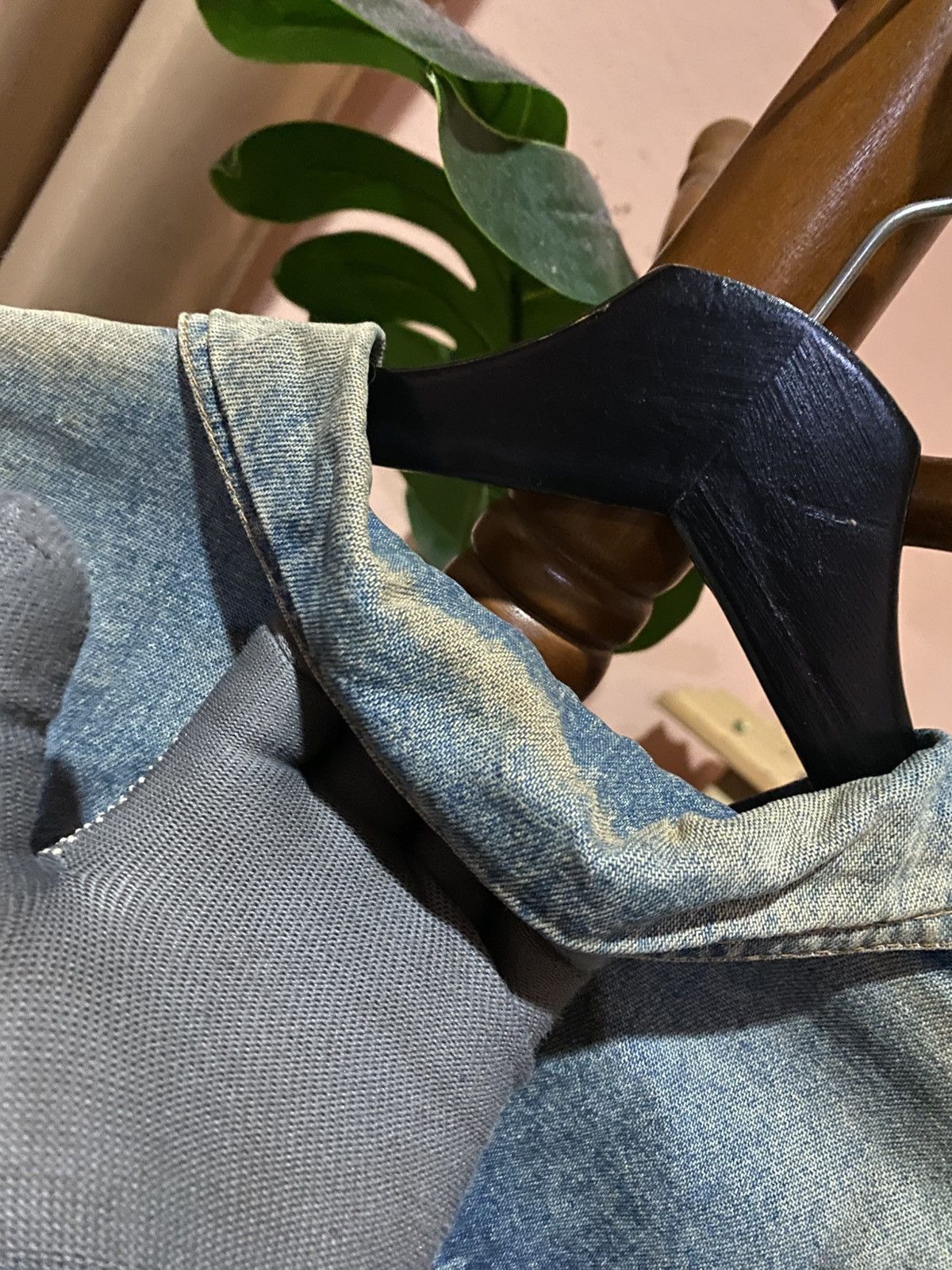 Vintage Vintage Valentino Garavani Jeans Denim Jacket Made in Italy Size US M / EU 48-50 / 2 - 15 Thumbnail
