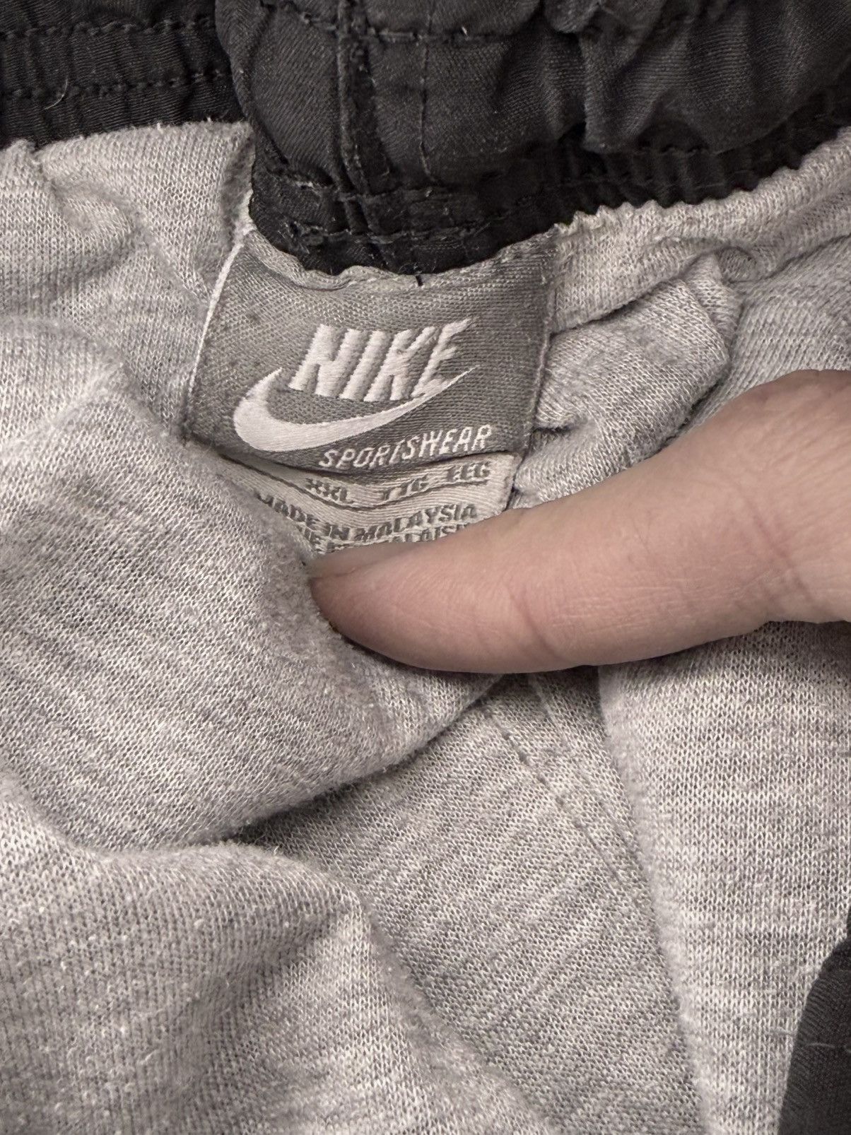 Nike Vintage Y2K Nike Track Pants Baggy Size US 38 / EU 54 - 2 Thumbnail