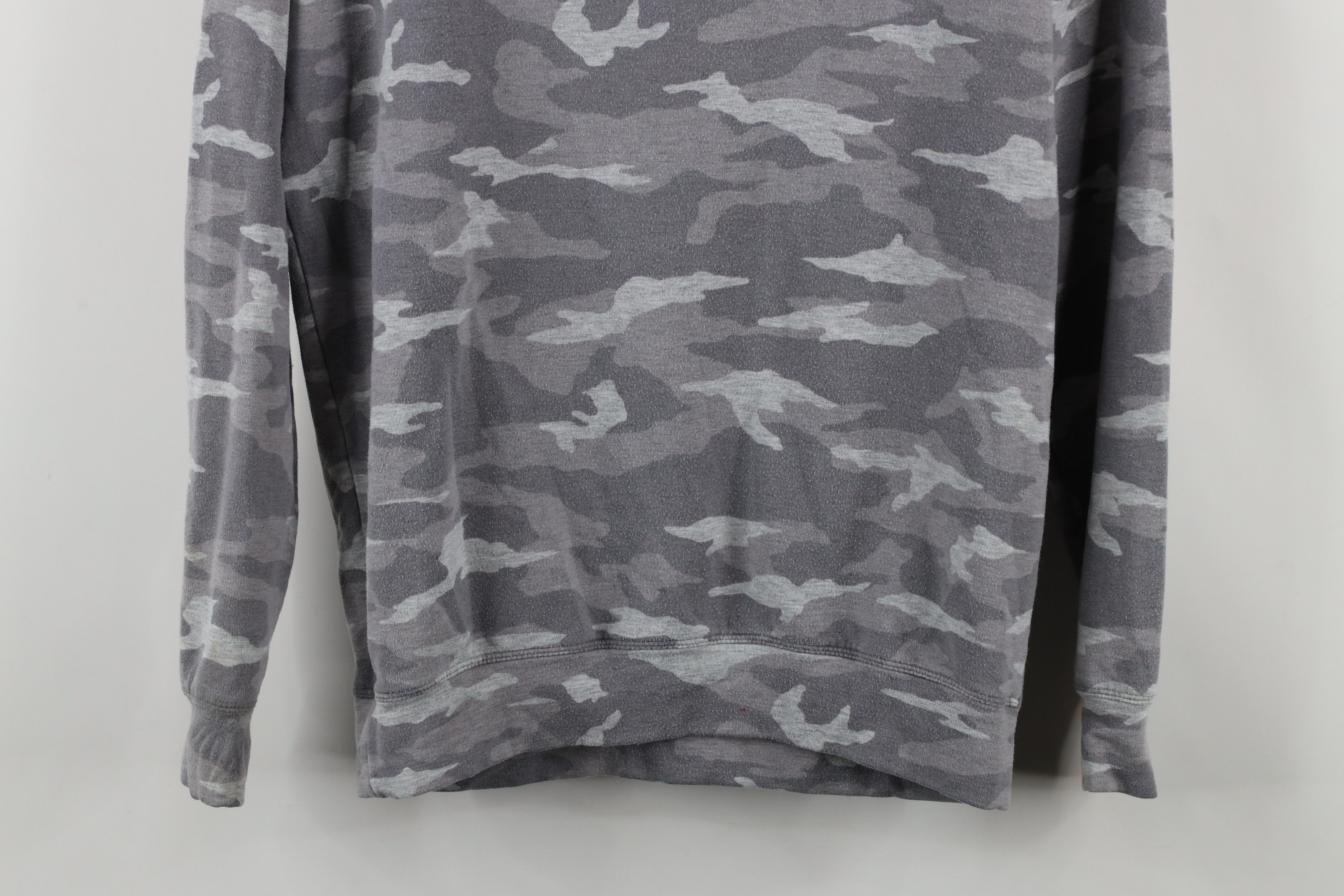 Athleta × Vintage Athleta Camouflage Studio To Street Crewneck Sweatshirt Size XS / US 0-2 / IT 36-38 - 10 Thumbnail