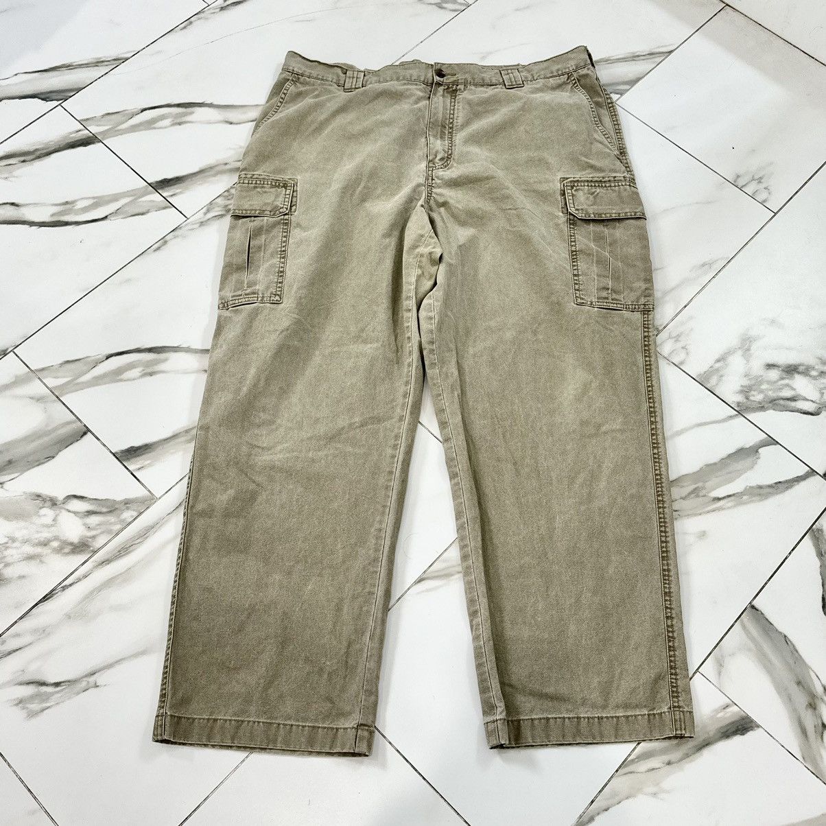 Dockers VINTAGE BAGGY DOCKERS CARGO PANTS! Size US 36 / EU 52 - 4 Thumbnail
