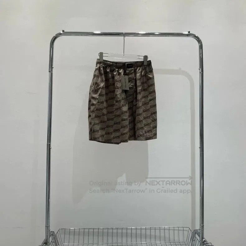 Balenciaga Balenciaga Double B Print Shorts. Size US 28 / EU 44 - 1 Thumbnail