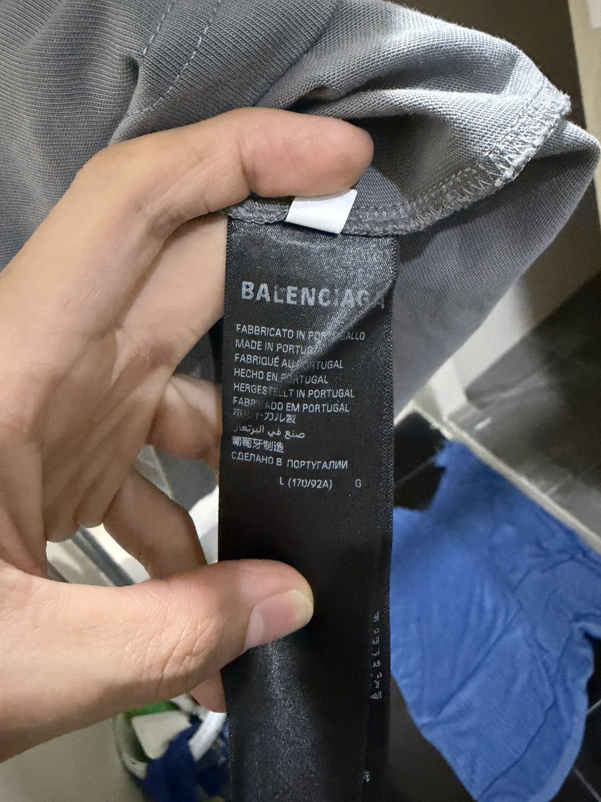 Balenciaga Balenciaga Gray Reflective Logo T-shirt L Size US L / EU 52-54 / 3 - 6 Thumbnail
