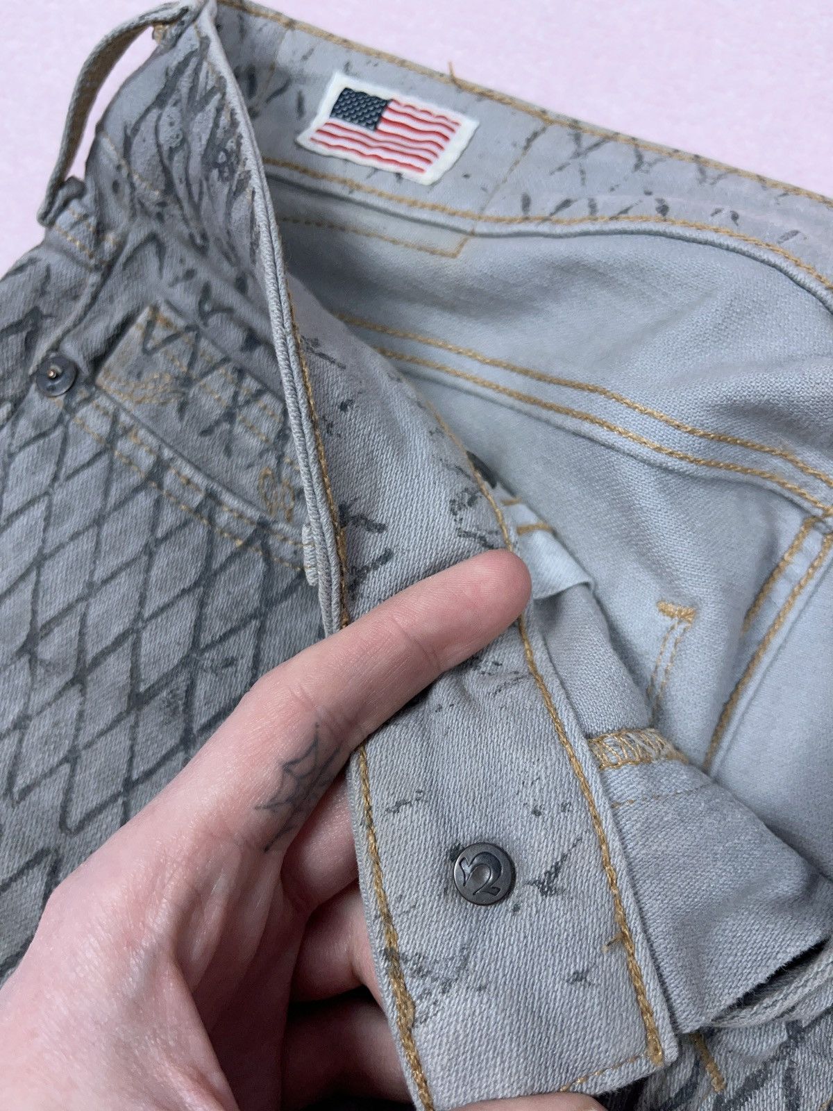 True Religion ➕ cool pattern true religion wmns jeans aop drip Size 28" / US 6 / IT 42 - 6 Thumbnail
