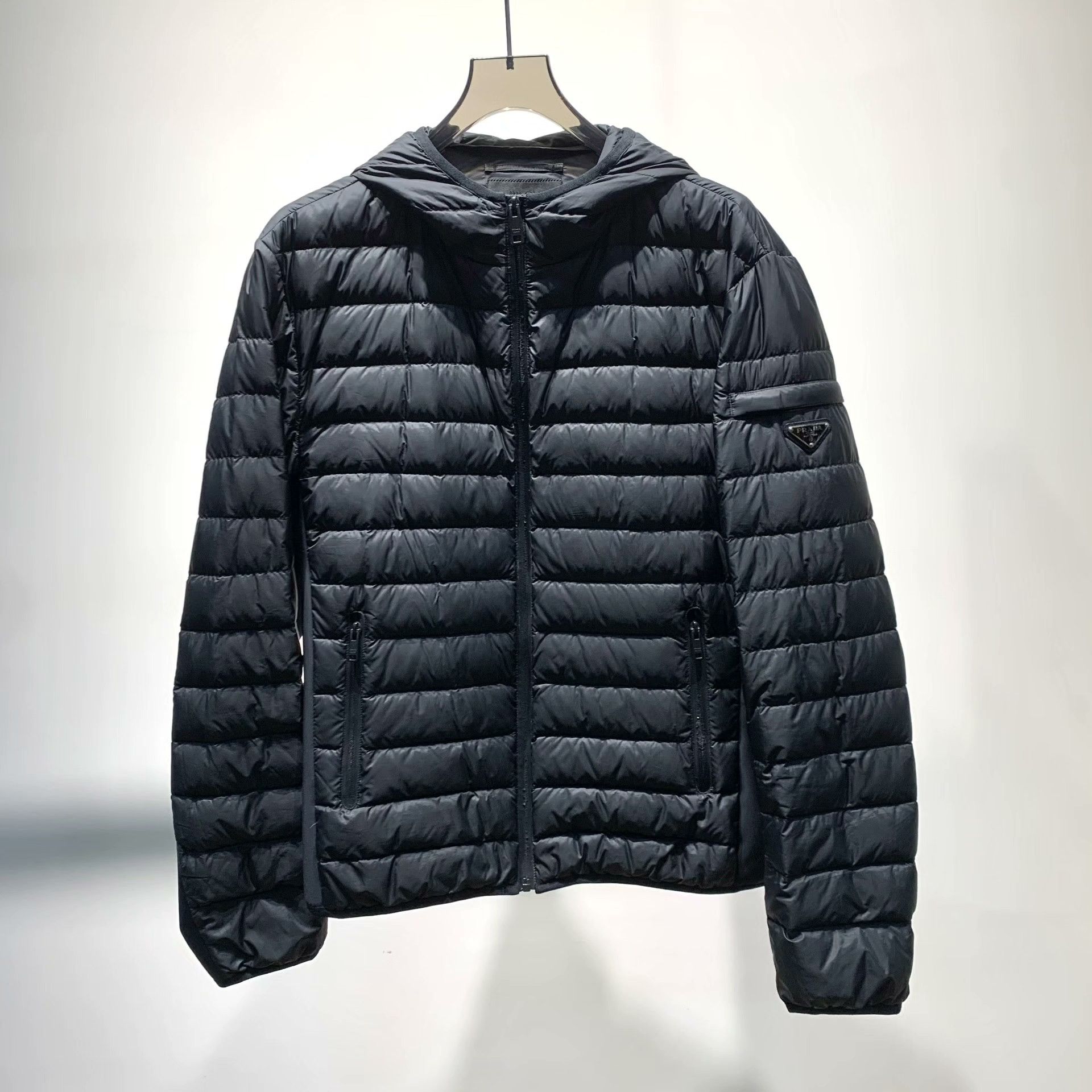 Prada Prada Down Heavy Coat 40.5 Men Size US M / EU 48-50 / 2 - 1 Thumbnail