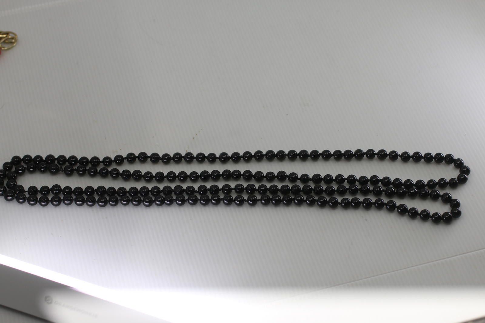 The Unbranded Brand Vintage Black Glass Bead Necklace Long Knotted Strand Style Size ONE SIZE - 1 Thumbnail
