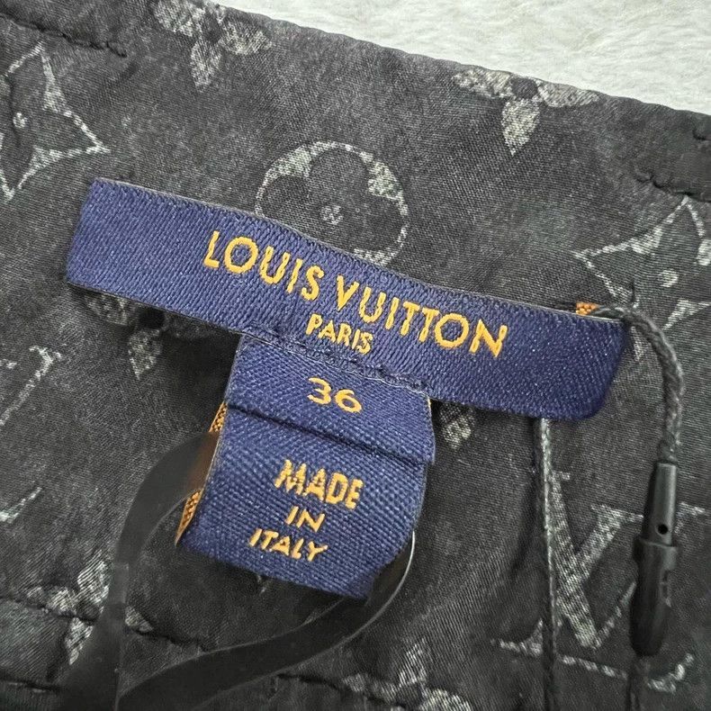 Louis Vuitton Louis Vuitton High-Waisted Trousers for Sale-2506 Size US 36 / EU 52 - 3 Thumbnail