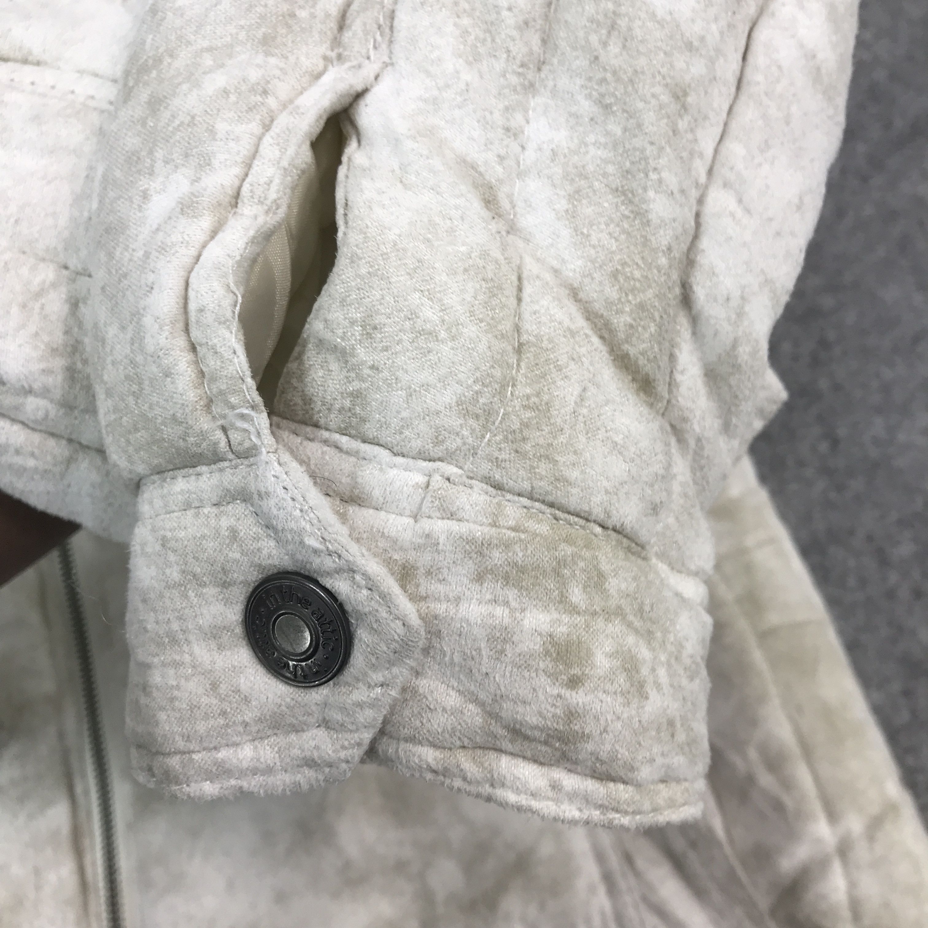 In The Attic Vtg in the attic Japan quilted fur hoodie jacket Size US L / EU 52-54 / 3 - 7 Thumbnail