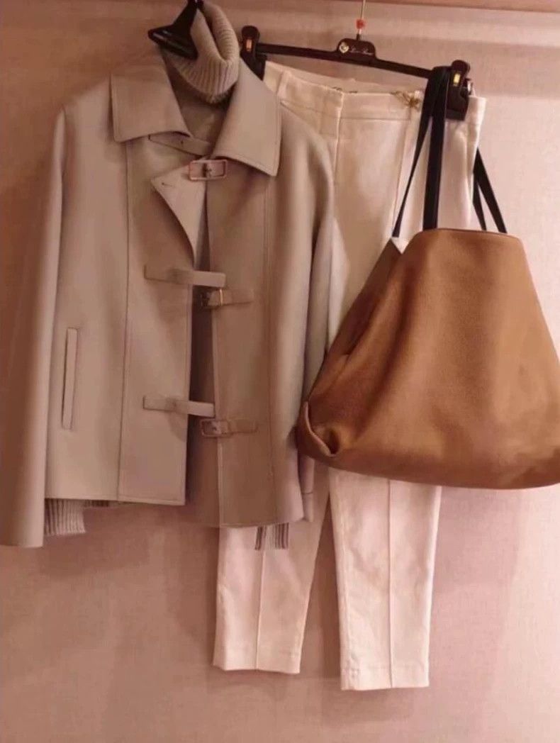 Loro Piana LORO PIANA Velvet coat with snap fasteners Size XS / US 0-2 / IT 36-38 - 1 Thumbnail