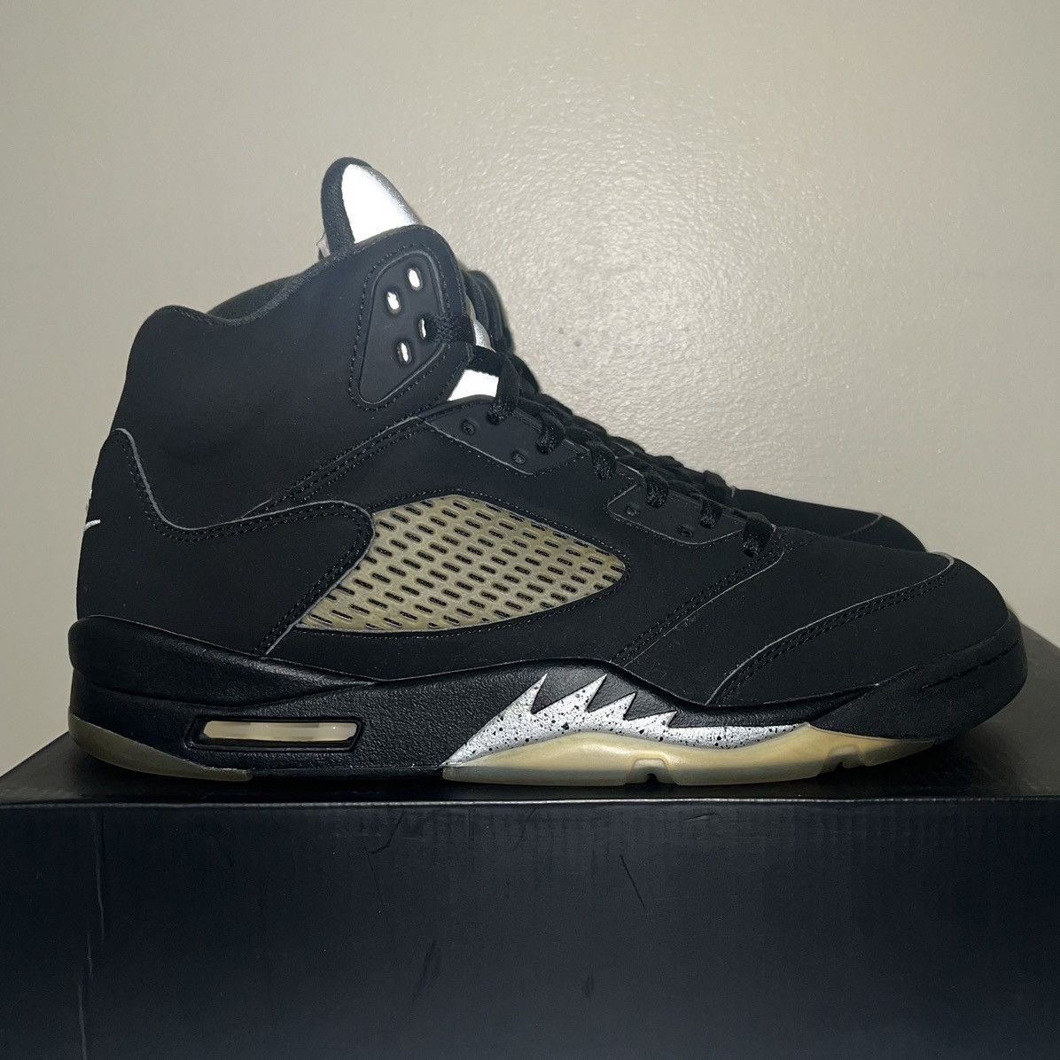 Jordan Brand Jordan 5 Metallic Size US 10 / EU 43 - 2 Thumbnail