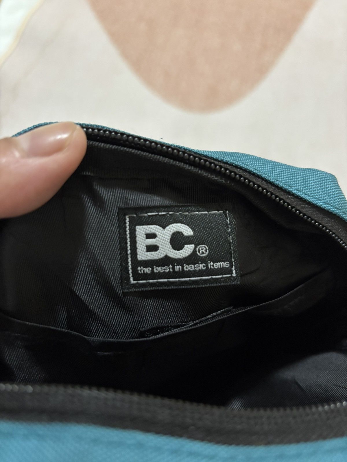 BASE CONTROL BASE CONTROL SLING BAG / CROSSBODY BAG Size ONE SIZE - 5 Thumbnail