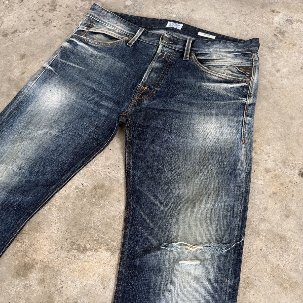 Replay W34x30 Vintage Replay Button Fly Faded Ripped Denim Jean Size US 34 / EU 50 - 5 Thumbnail