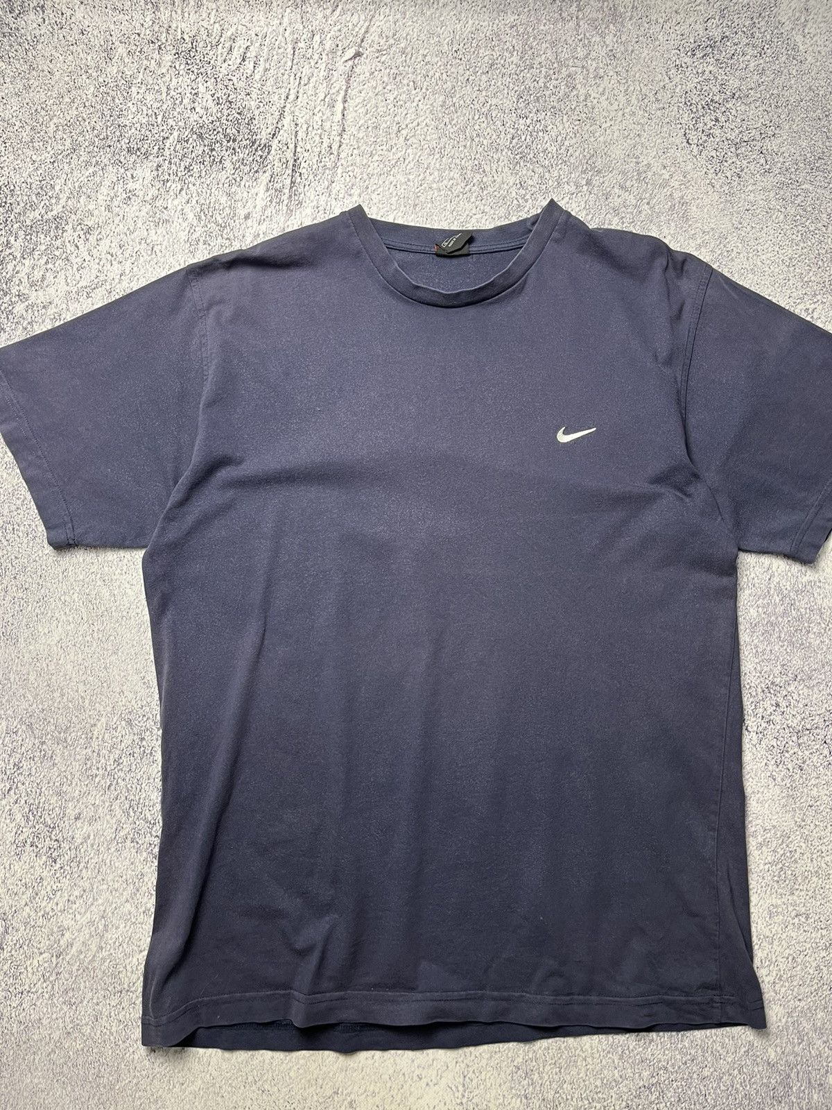 Nike Vintage THRASHED Nike Distressed Tee Shirt Mini Check Size US XL / EU 56 / 4 - 3 Thumbnail