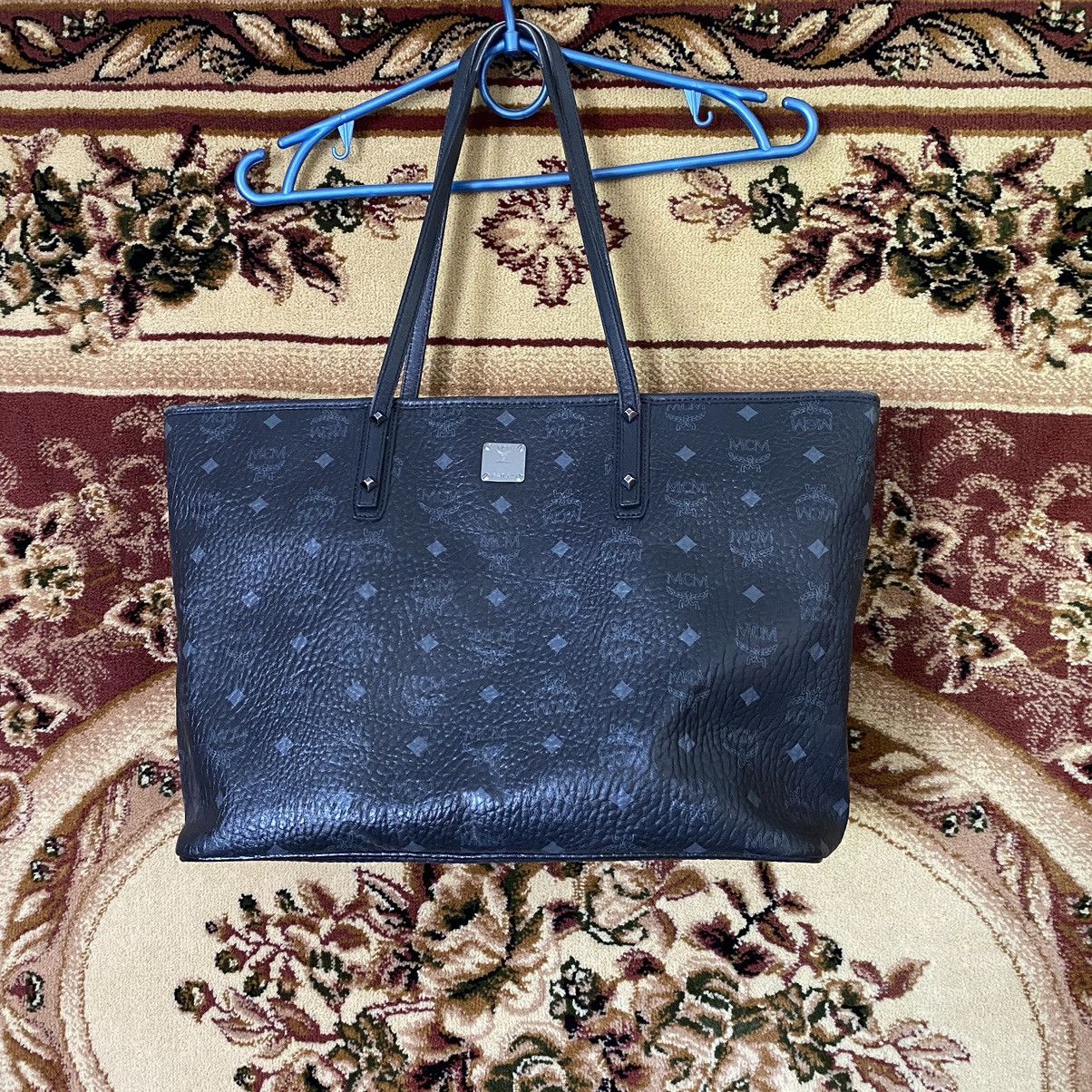 image of MCM Liz Small Reversible Leather Shopper Tote Bag in Black, Women's