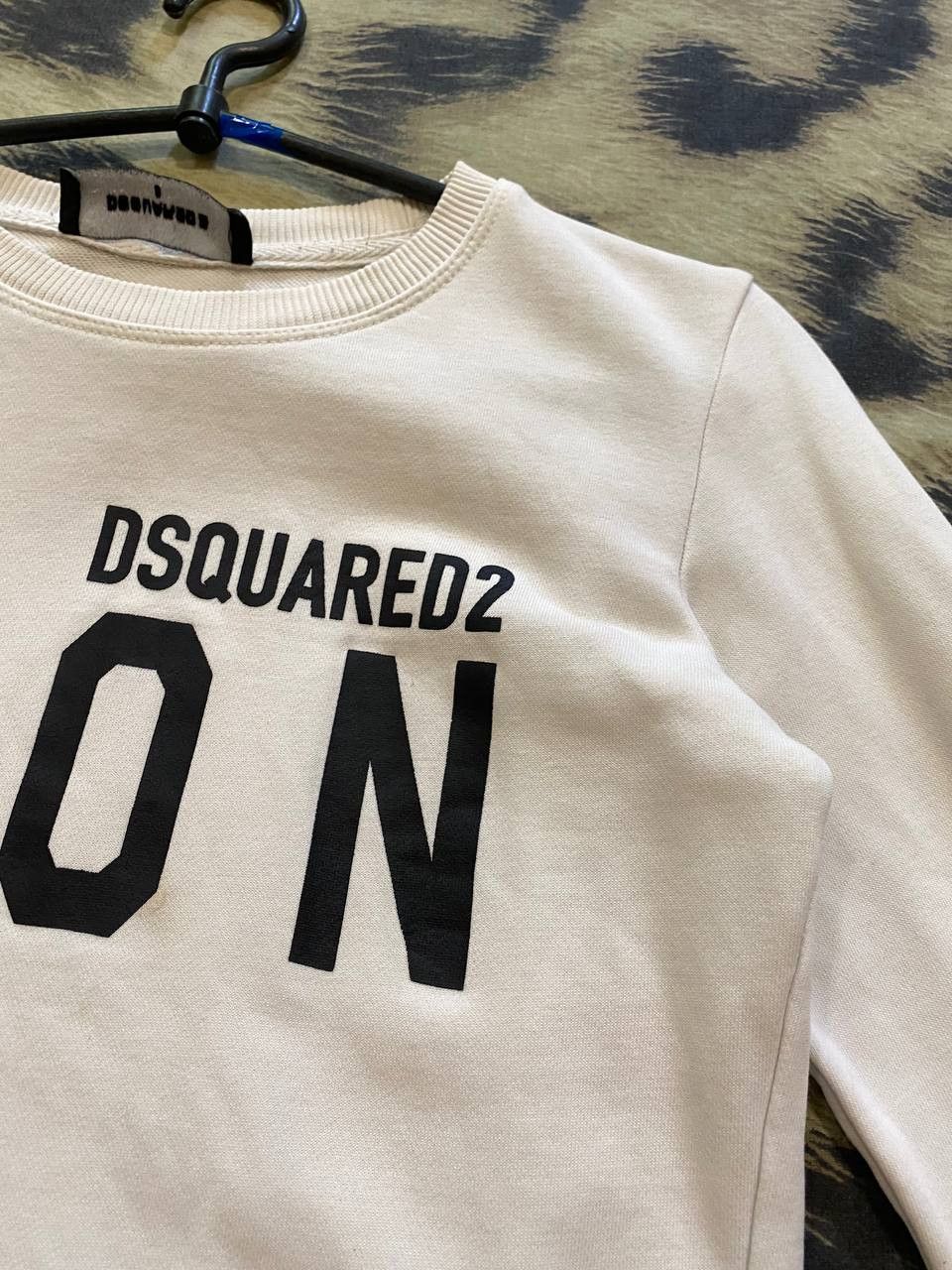Dsquared2 Y2K DSQUARED2 Vintage ICON white big logo Sweaters Size US S / EU 44-46 / 1 - 5 Thumbnail