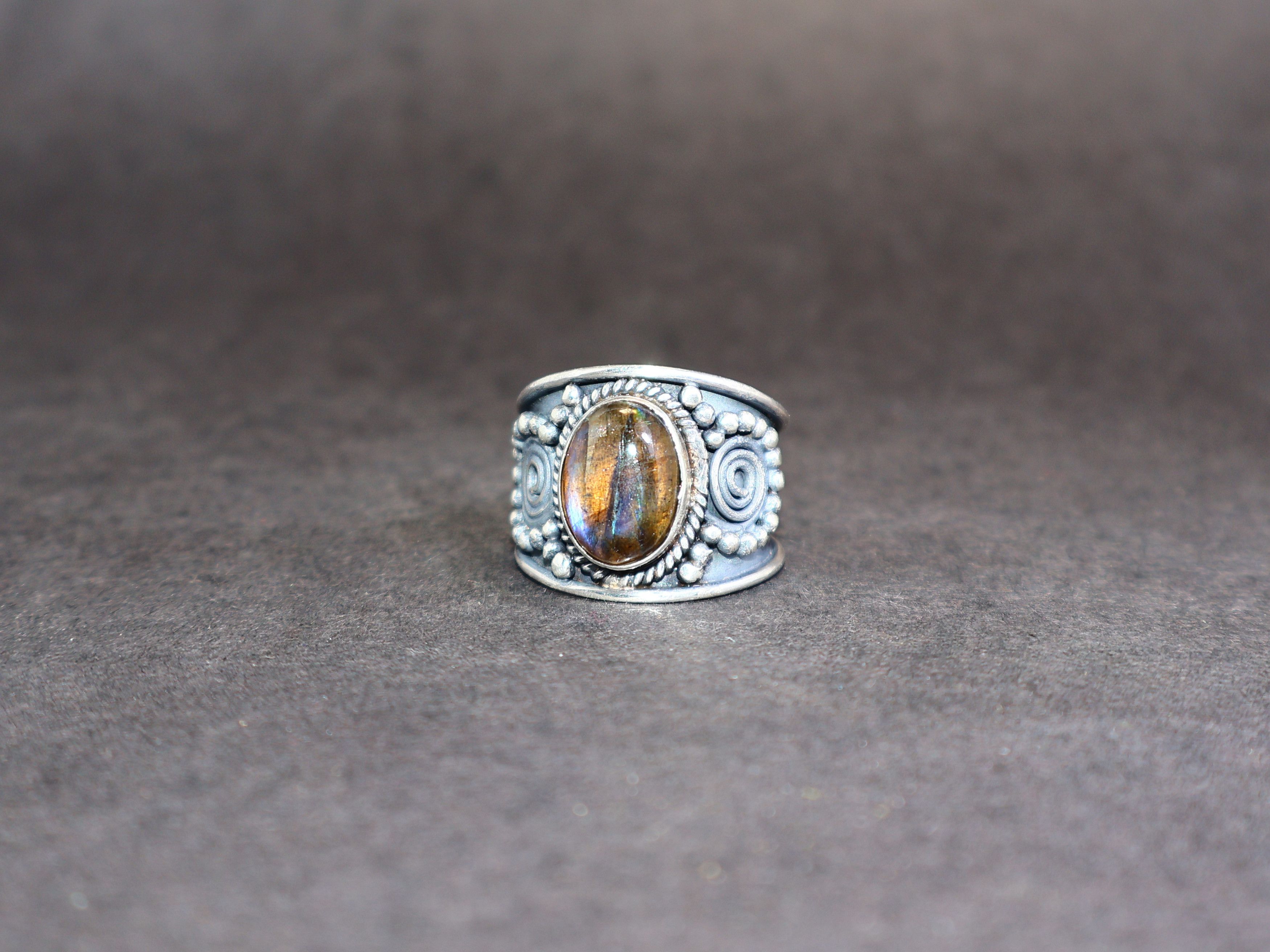 Handmade Labradorite Ring, Designer Band Sterling Silver Handmade, Size ONE SIZE - 2 Thumbnail