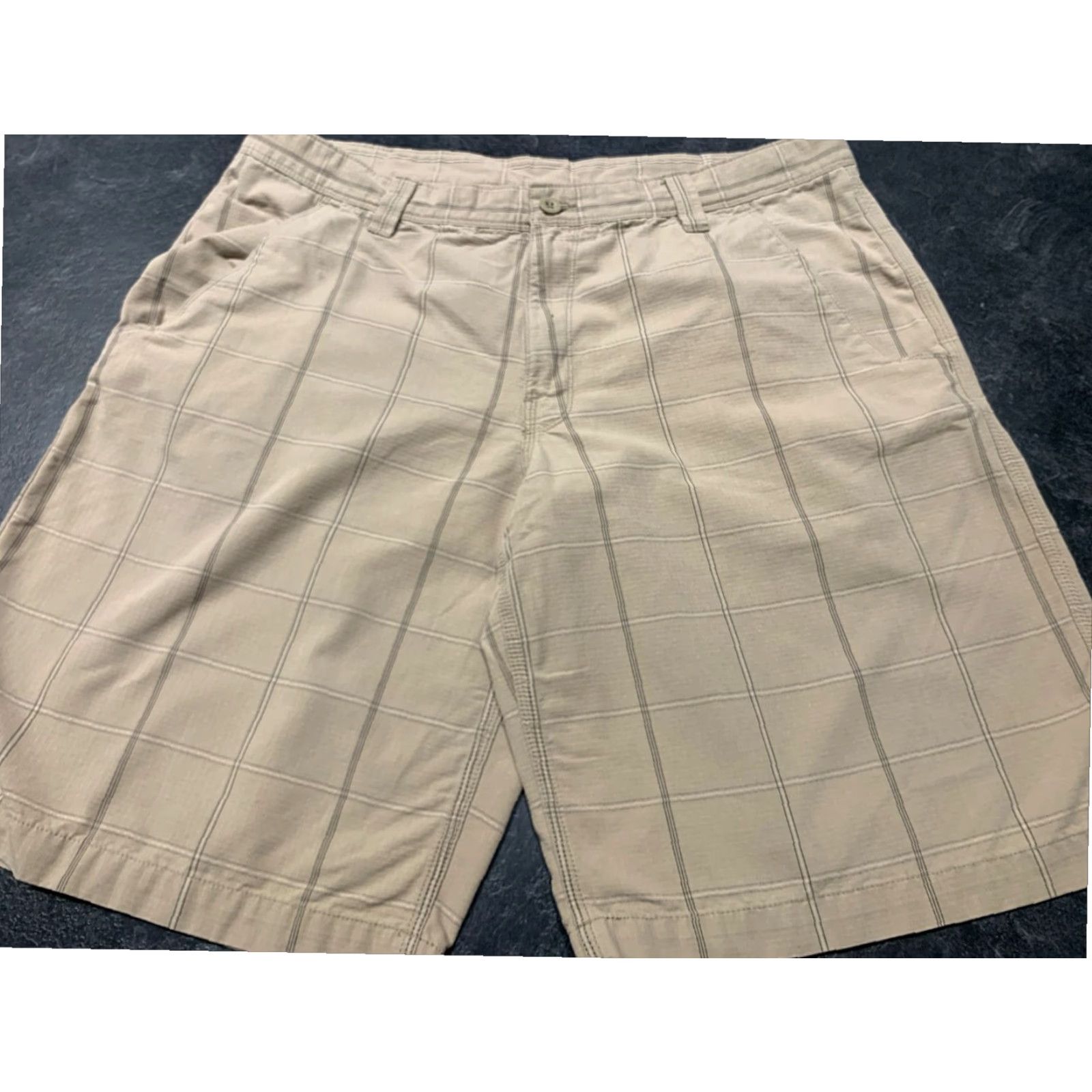 The North Face The North Face Cargo Shorts Tan Beige Men's 40 Regular Size US 40 / EU 56 - 2 Thumbnail