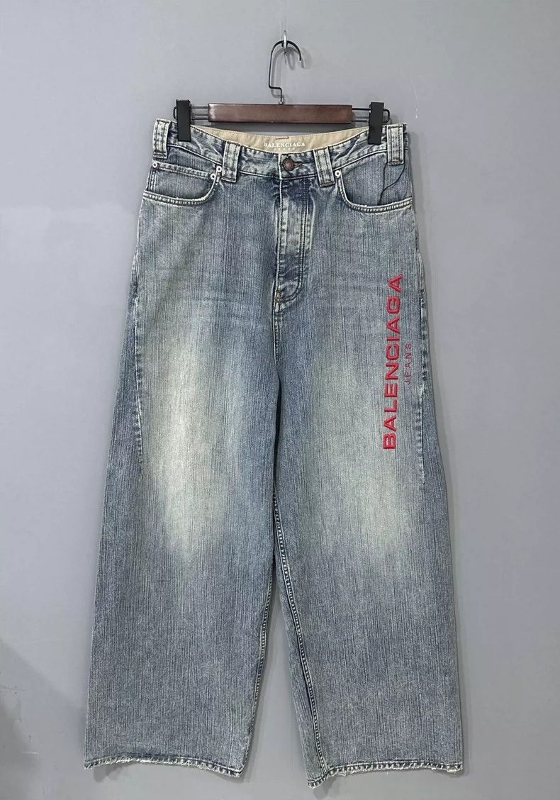 Other Balenciaga size S 25 embroidered alphabet baggy pant style Size US 26 / EU 42 - 1 Thumbnail