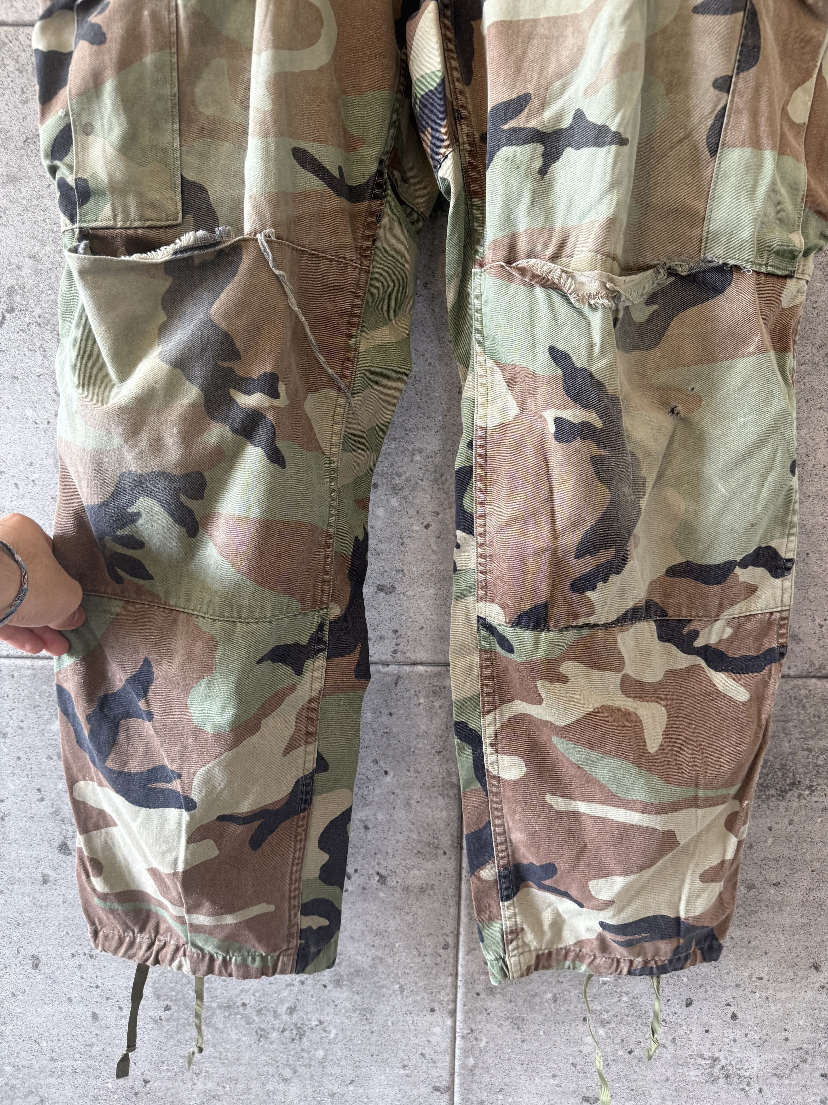 Vintage Vintage army camouflage baggy cargo pants Size US 40 / EU 56 - 5 Thumbnail