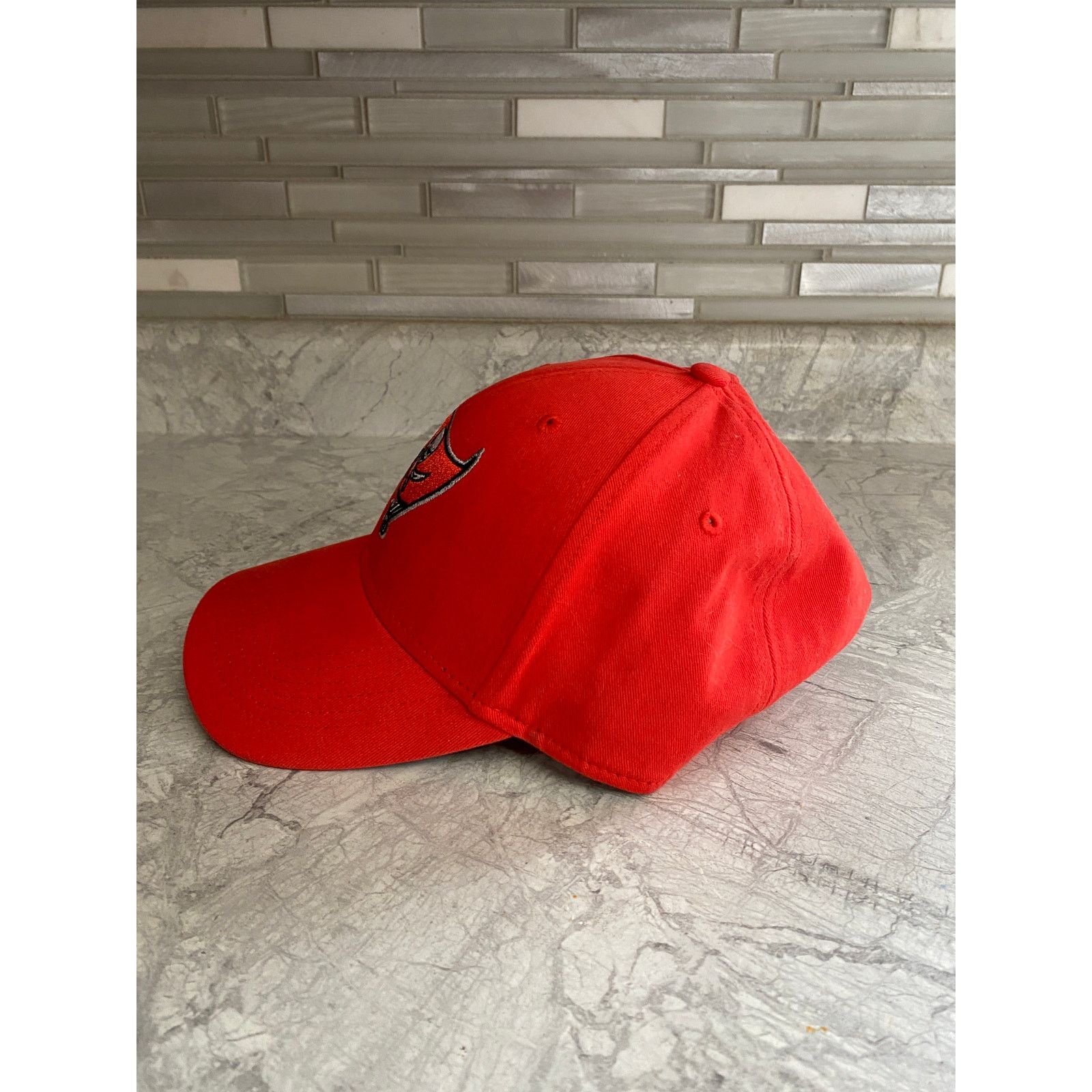 NFL Tampa Bay Buccaneers Adjustable Hat Size ONE SIZE - 4 Thumbnail