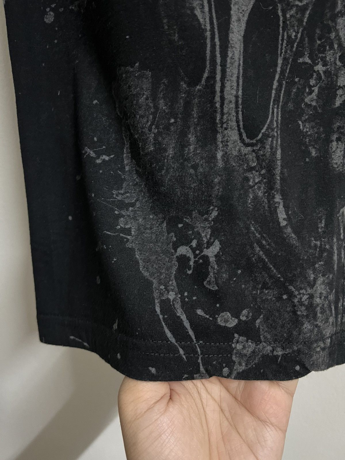 Band Tees The Devil Wears Prada Skull Tee Faded Distressed M Size US M / EU 48-50 / 2 - 8 Thumbnail