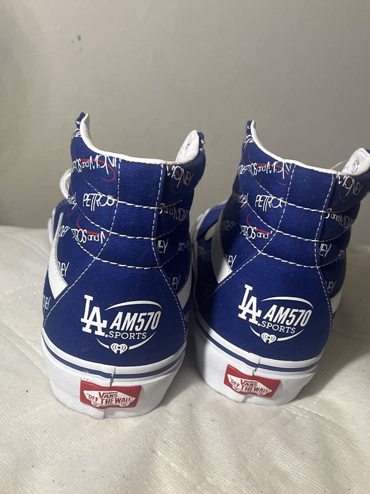 Vans Vans off the wall tennis shoes w/ L.A. am 570 sports Size US 8 / EU 41 - 6 Thumbnail