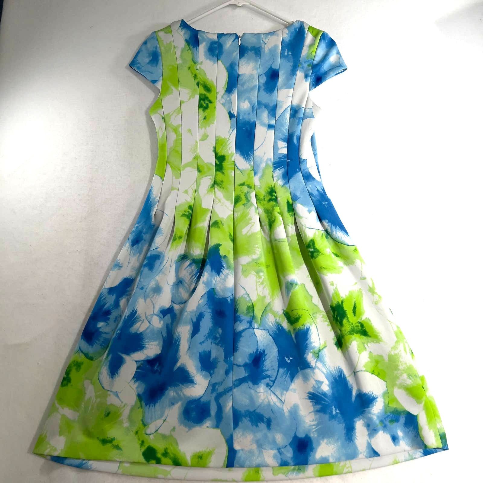 Other Sandra Darren Sheath Dress 6 Floral Pleated Stretch Resort Size M / US 6-8 / IT 42-44 - 3 Thumbnail