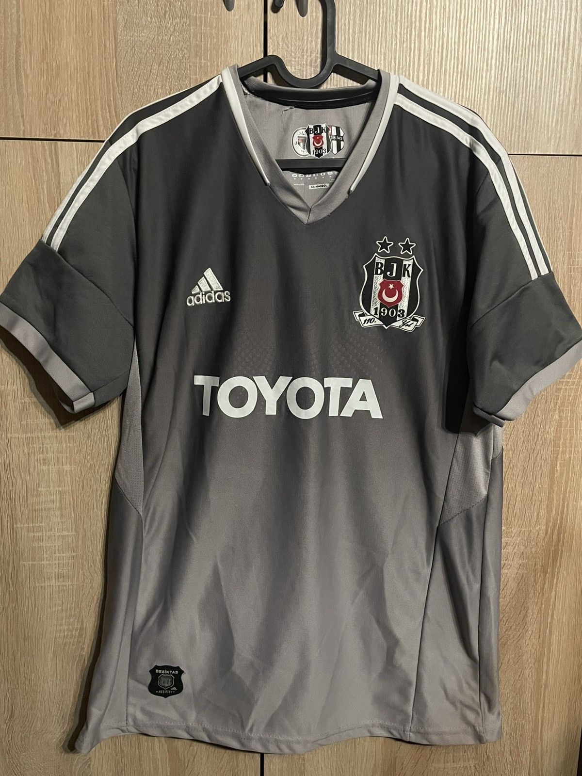 Adidas × Vintage Besiktas Asia’s vintage 90s football soccer jersey archive Size US M / EU 48-50 / 2 - 1 Thumbnail