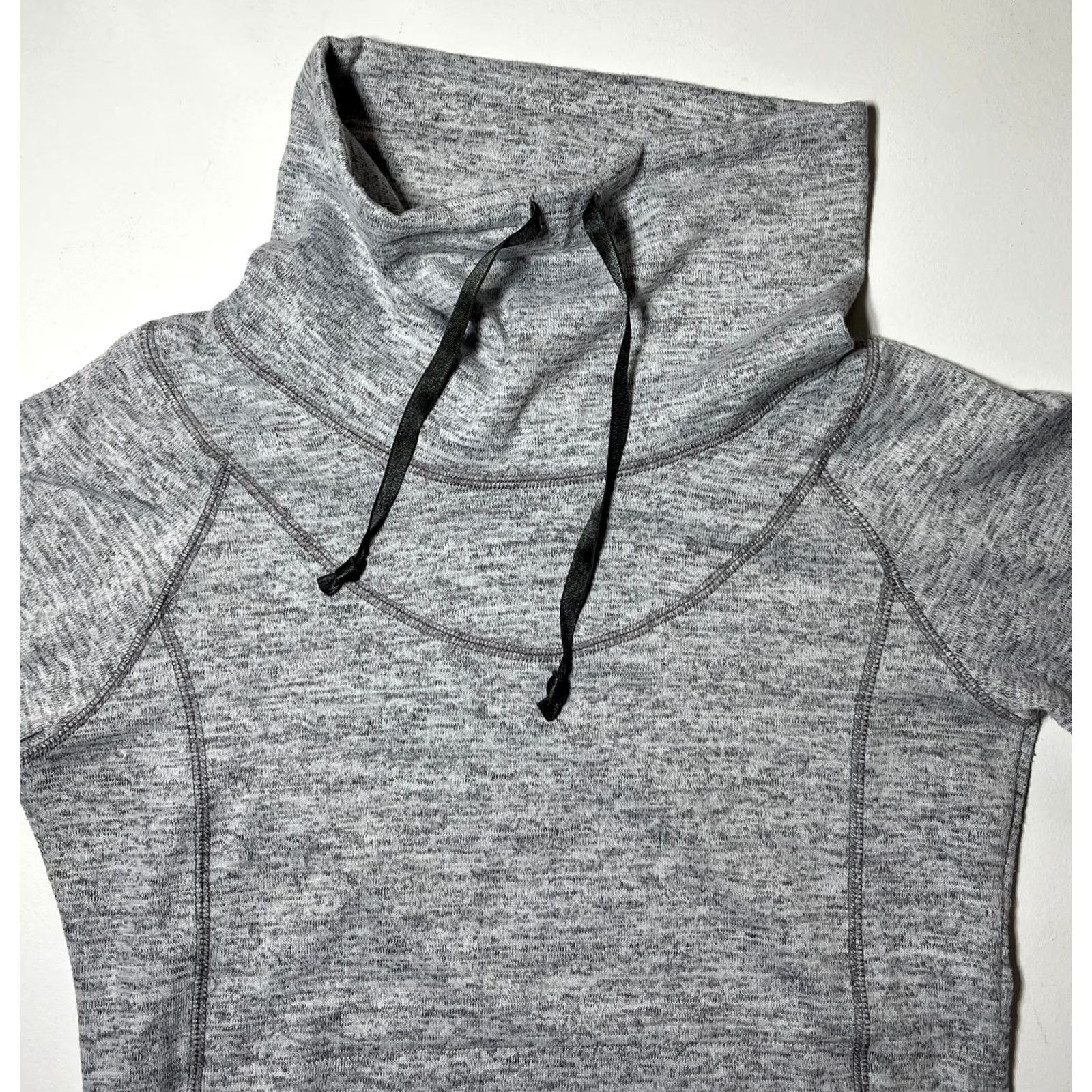 KangaROOS Kuhl Women's Lea Pullover Shirt XS Women's Lea Pullover Gray Kangaroo Pocket Cowl Neck Pockets 90s No Size S / US 4 / IT 40 - 4 Thumbnail