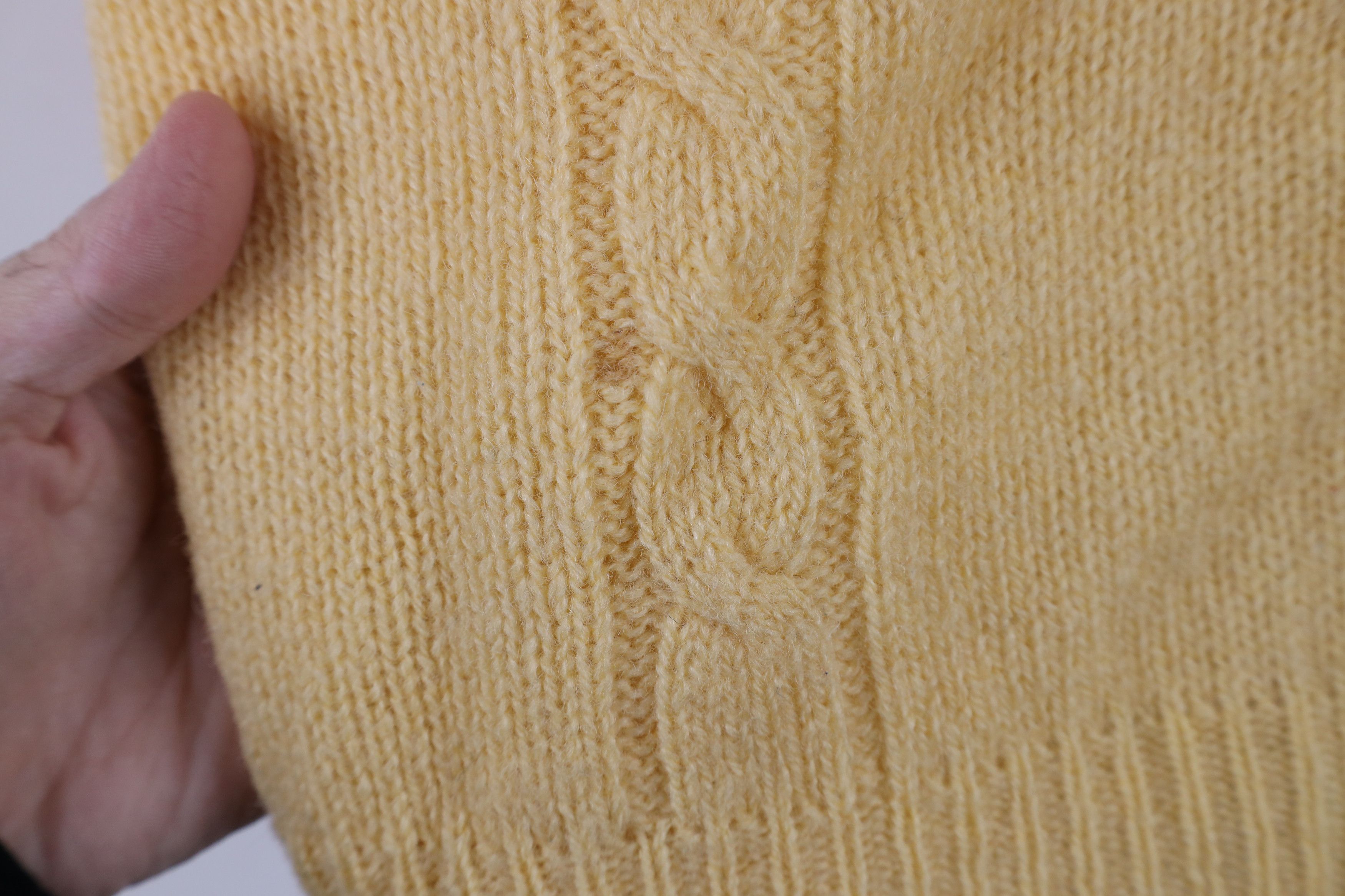L.L. Bean × Vintage Vintage 70s LL Bean Cable Knit Henley Sweater Vest Yellow Size M / US 6-8 / IT 42-44 - 5 Thumbnail