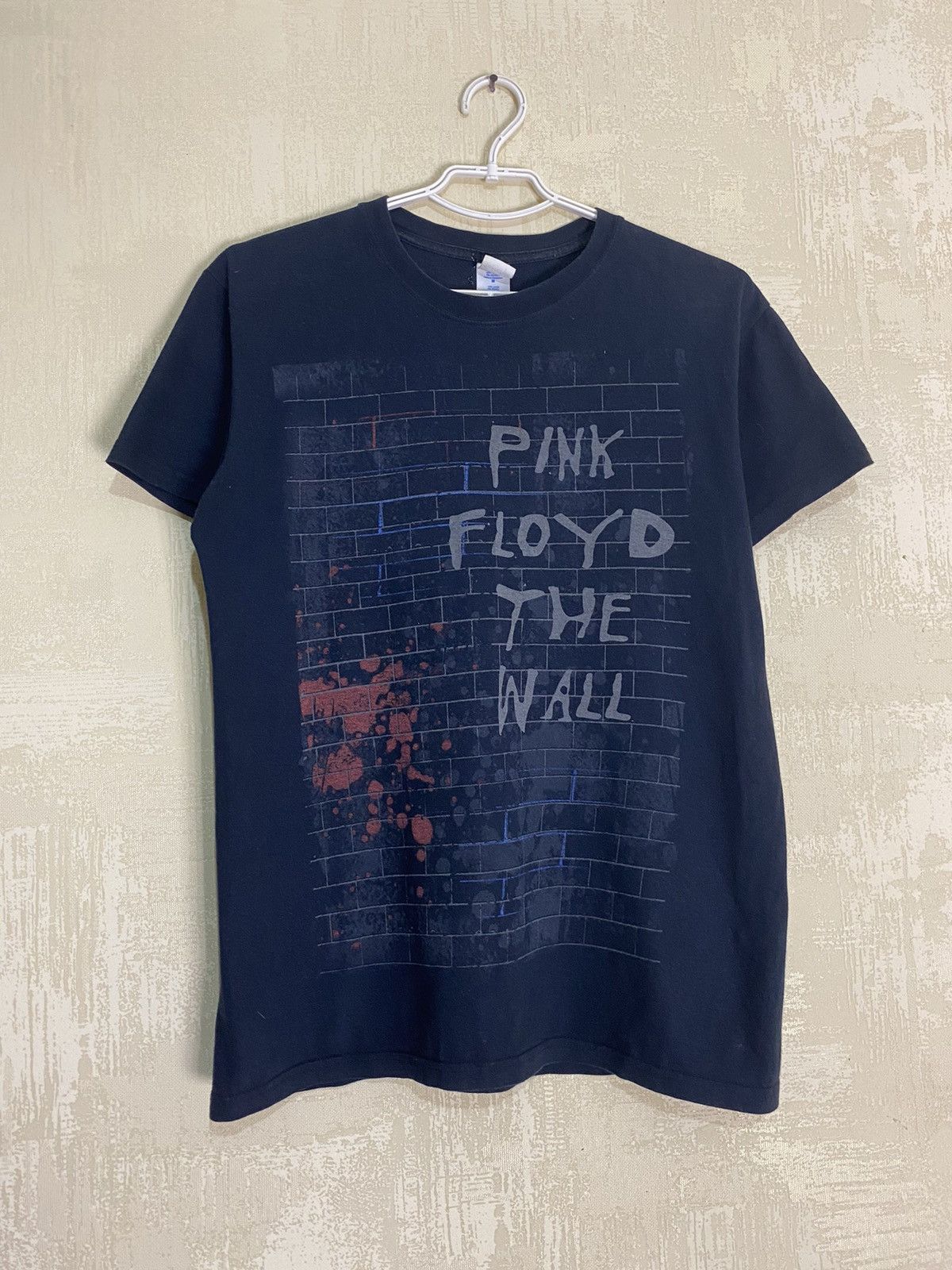 Band Tees × Pink Floyd × Vintage Y2K Pink Floyd The Wall Graphic Band Tee T-shirt Size US M / EU 48-50 / 2 - 1 Thumbnail