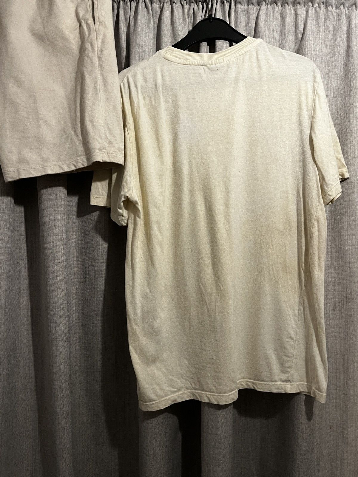 Fila Shirt and short combo set Size US M / EU 48-50 / 2 - 8 Thumbnail